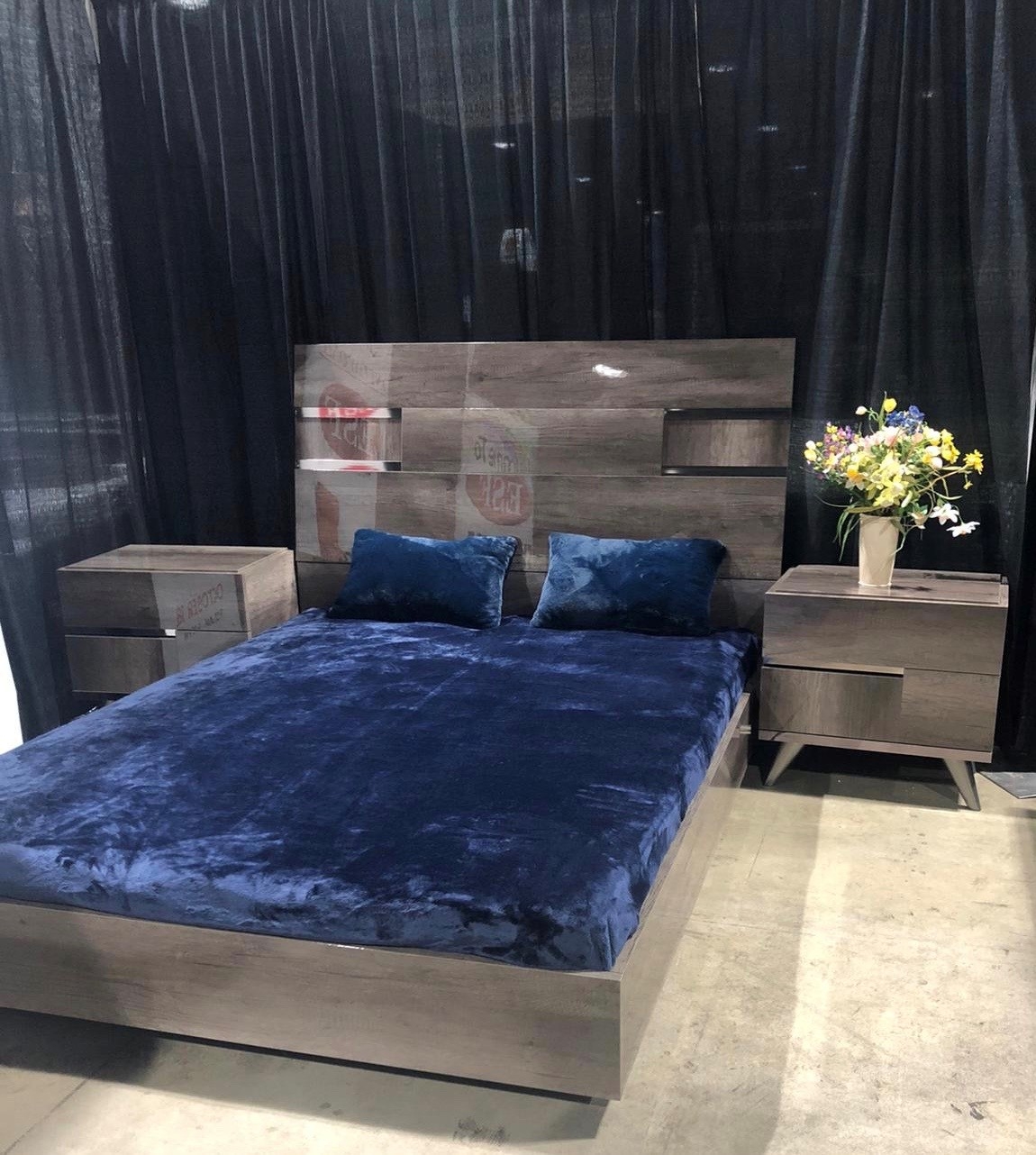 Medea ESF Wood Platform Bed, King Size