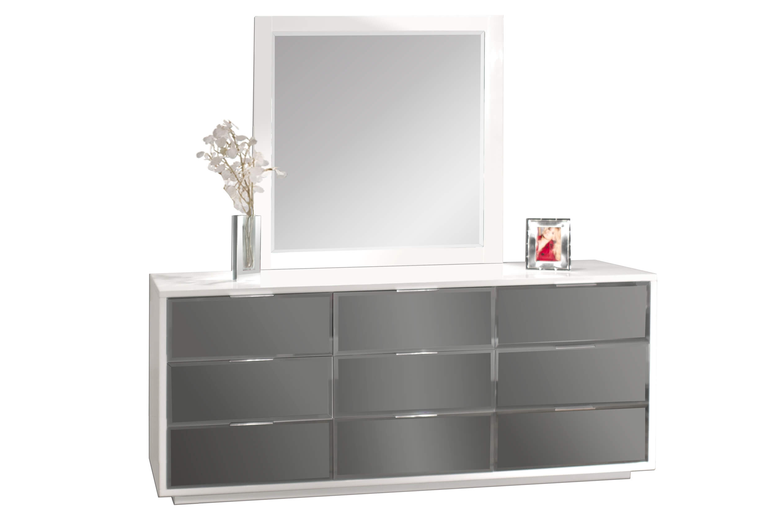 Mera Lacquer/Mirror Platform Bedroom Set by Sharelle Furnishings