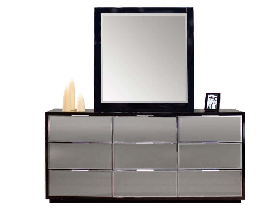 Mera Lacquer/Mirror Platform Bedroom Set by Sharelle Furnishings