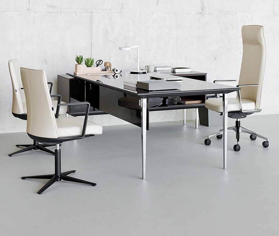 Cron Adjustable Swivel Executive Chair w/Headrest