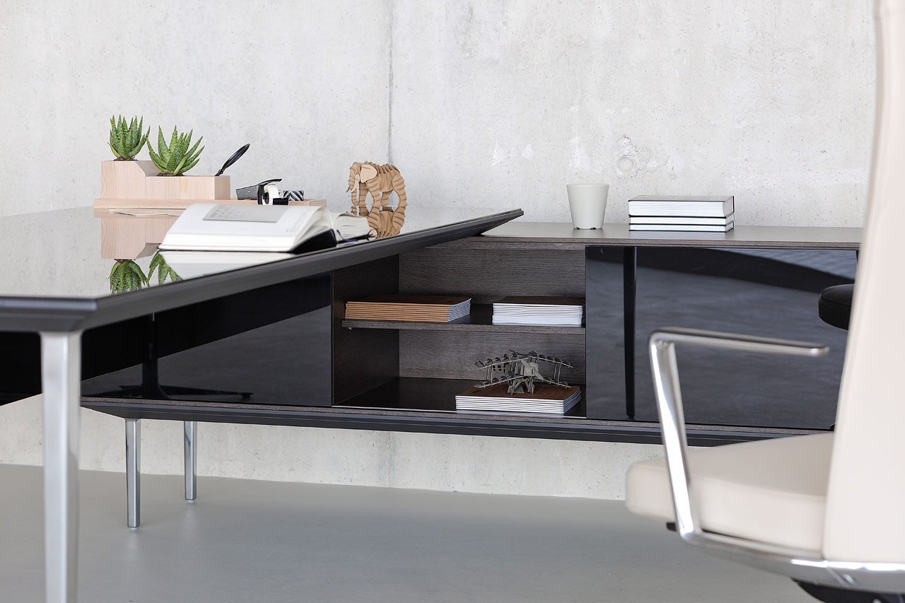 Actiu Longo Glass Top Office Single Desk w/Storage Cabinet 
