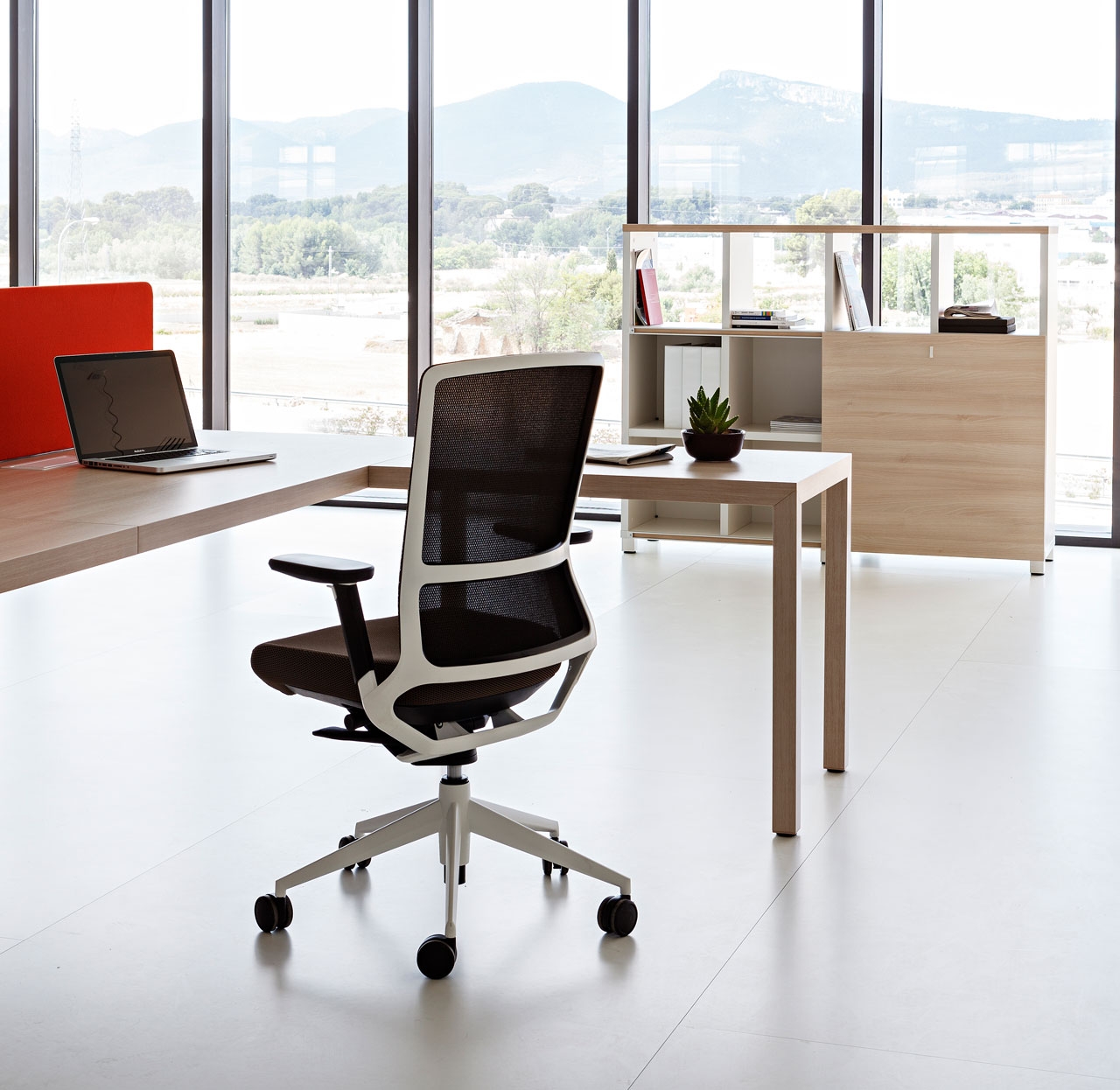 Prisma Melamine L-Shaped Single Office Desk