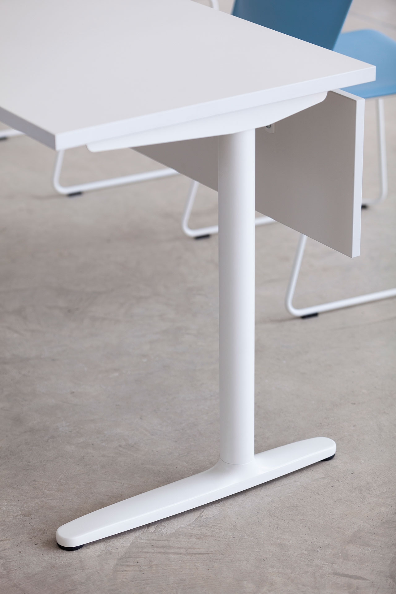 Talent Serie 100 Melamine Office Rectangular Training Desk