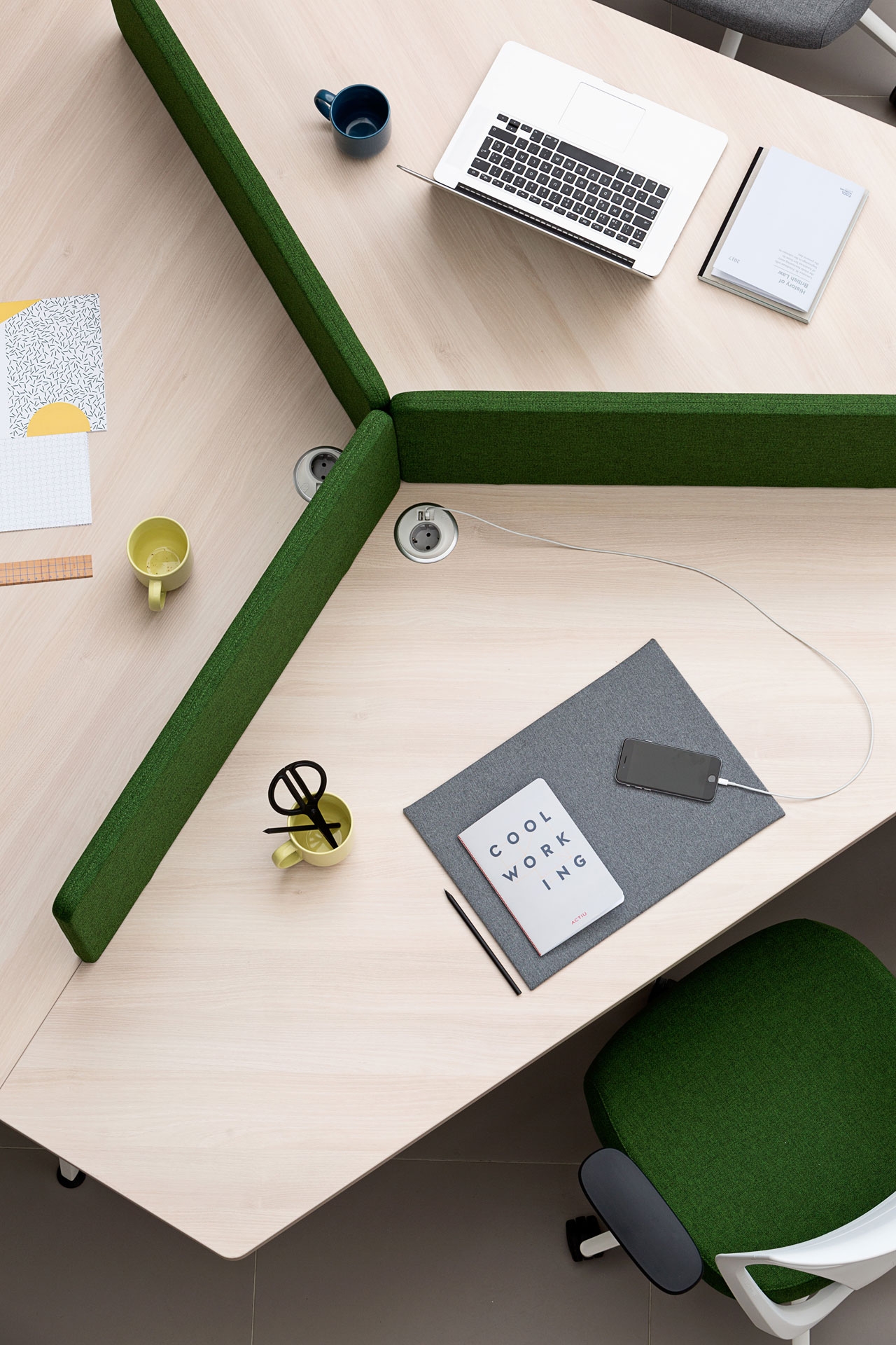 Twist Gen 100 Office Desk for 3 Persons