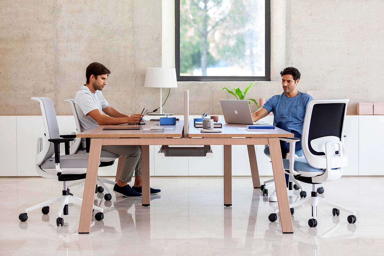 Vital Plus 300 Melamine Office 4-Desk Bench