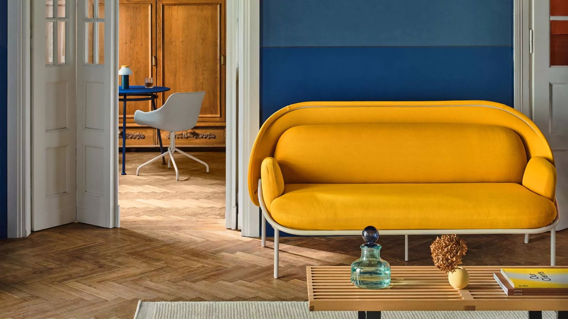 Mesh Low Back Sofa