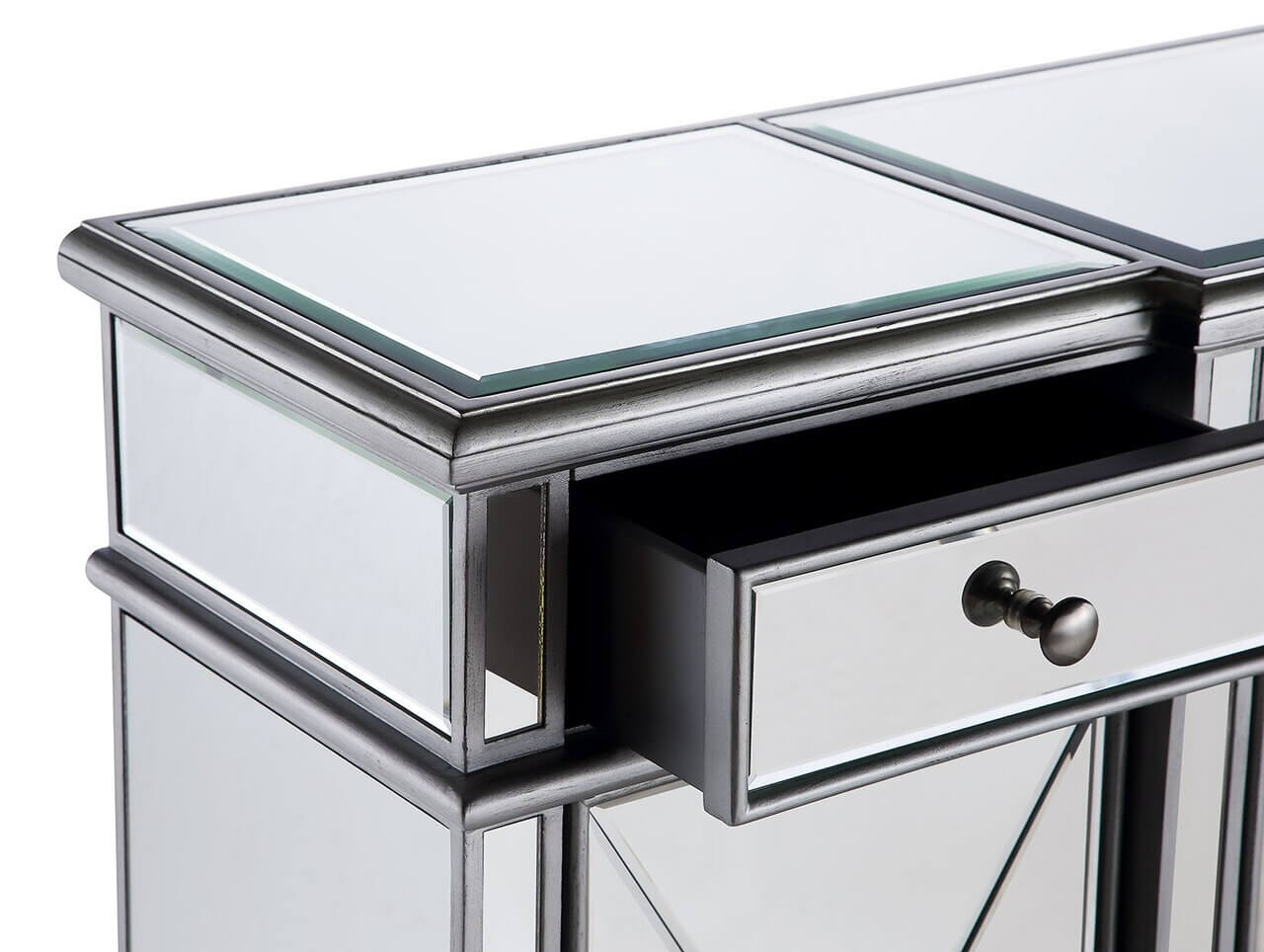 Contempo 3 Drawer 4 Door Cabinet, Composition 1