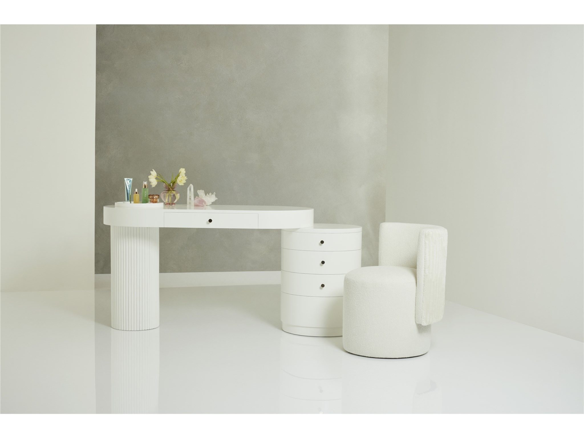 Mode Desk/Vanity w/5 Drawers
