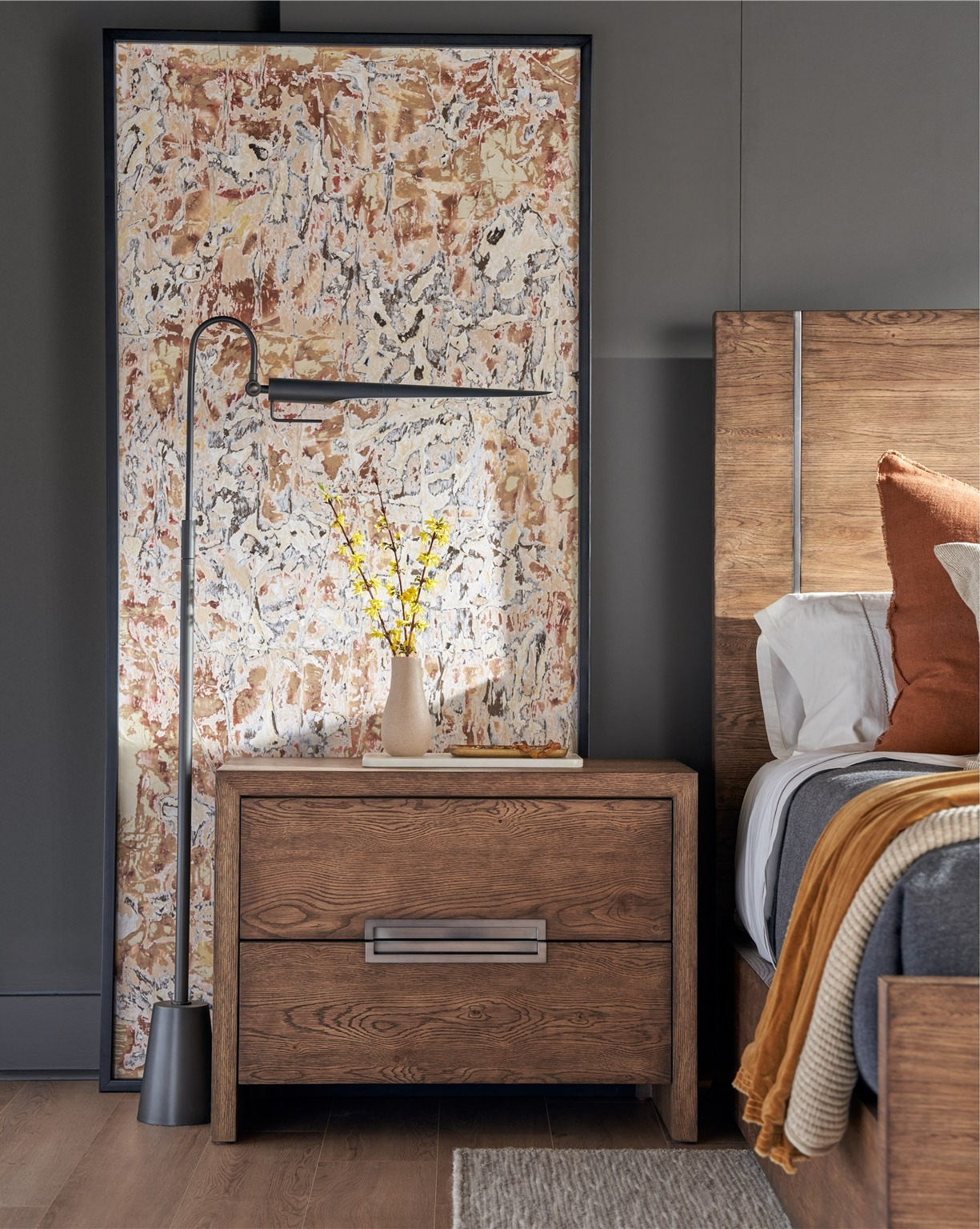 Atlas Wood Nightstand w/2 Drawers