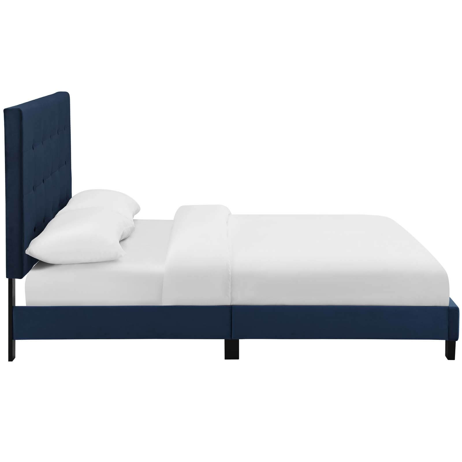Melanie Tufted Button Velvet Platform Queen Size Bed
