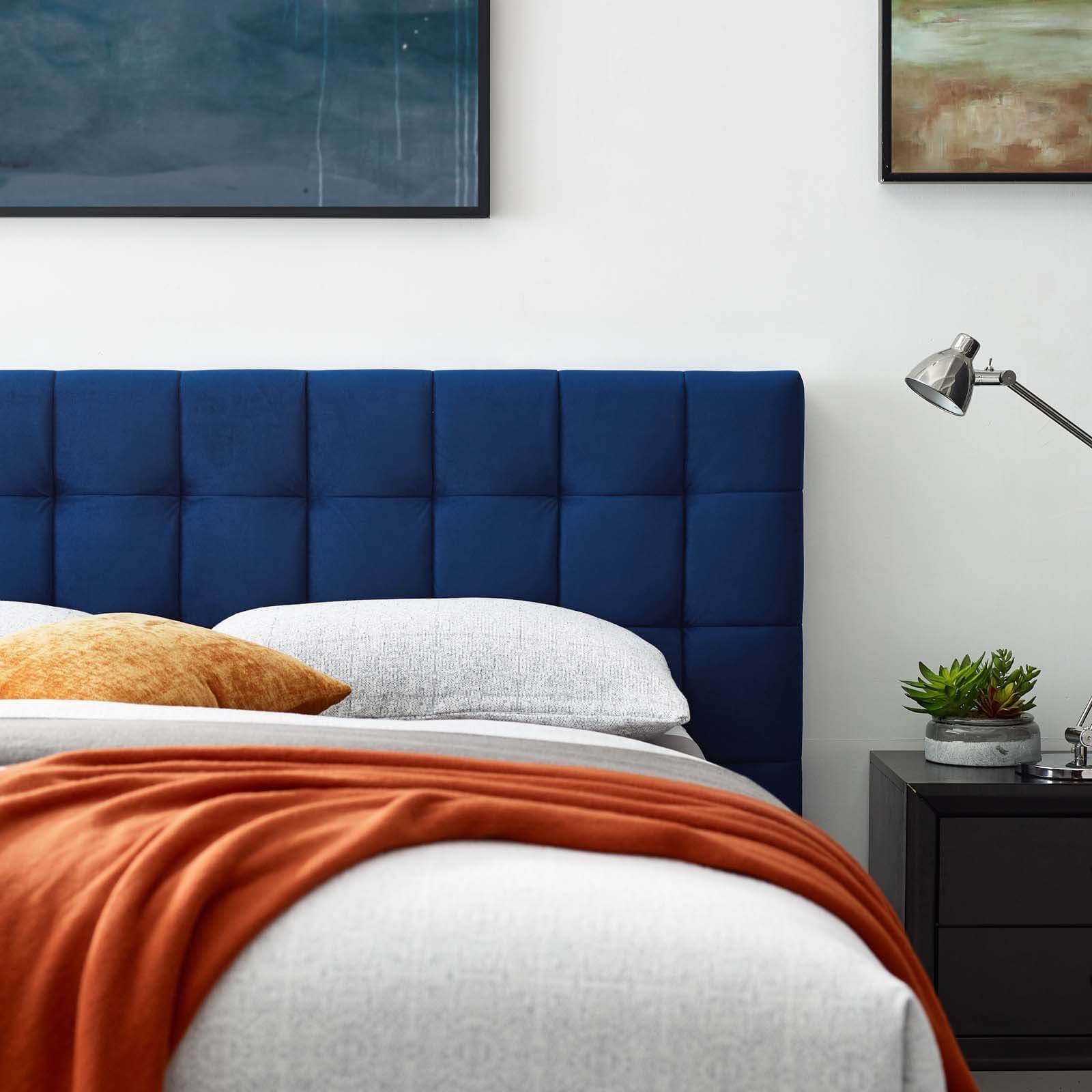 Julia Biscuit Tufted Velvet Queen Size Platform Bed