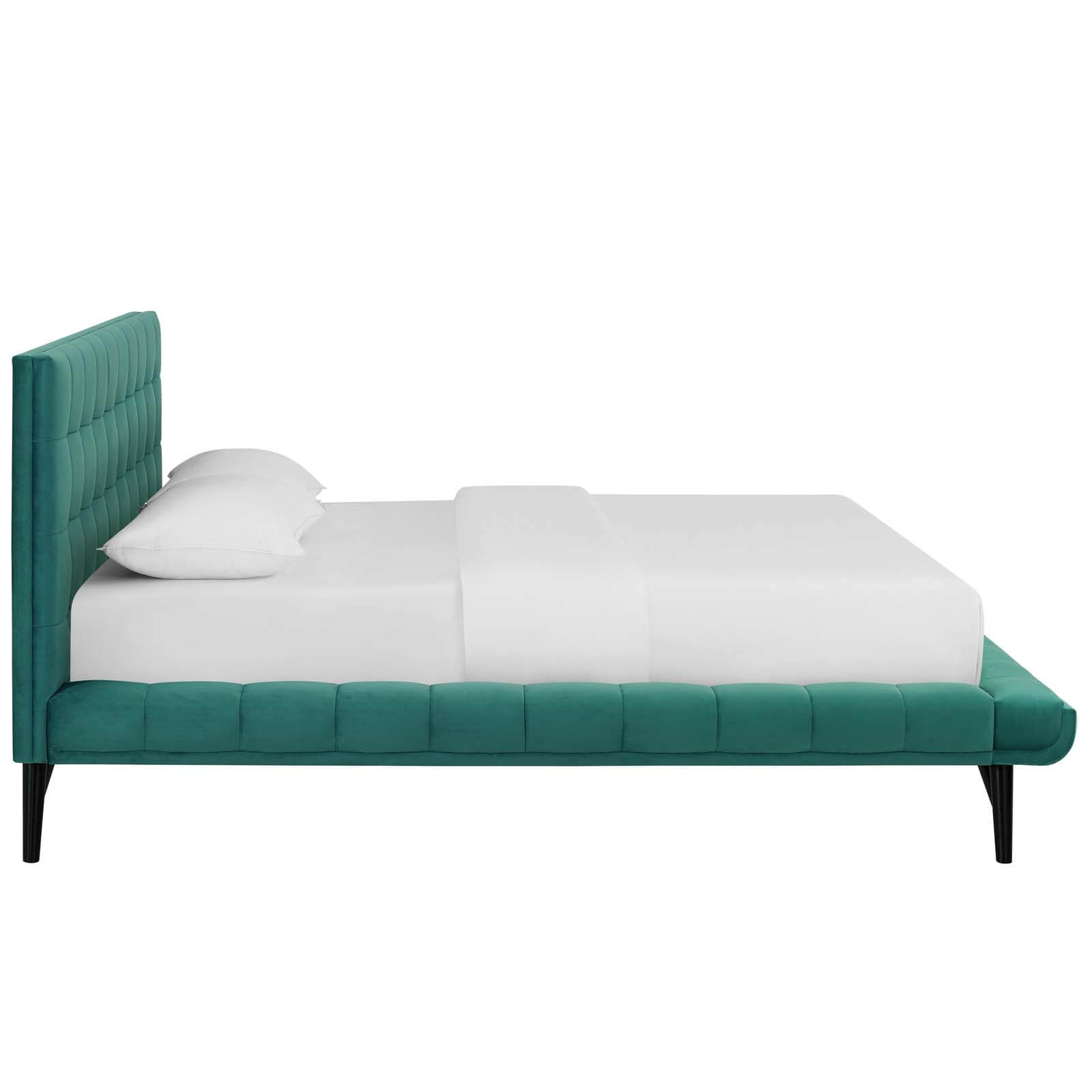 Julia Biscuit Tufted Velvet Queen Size Platform Bed