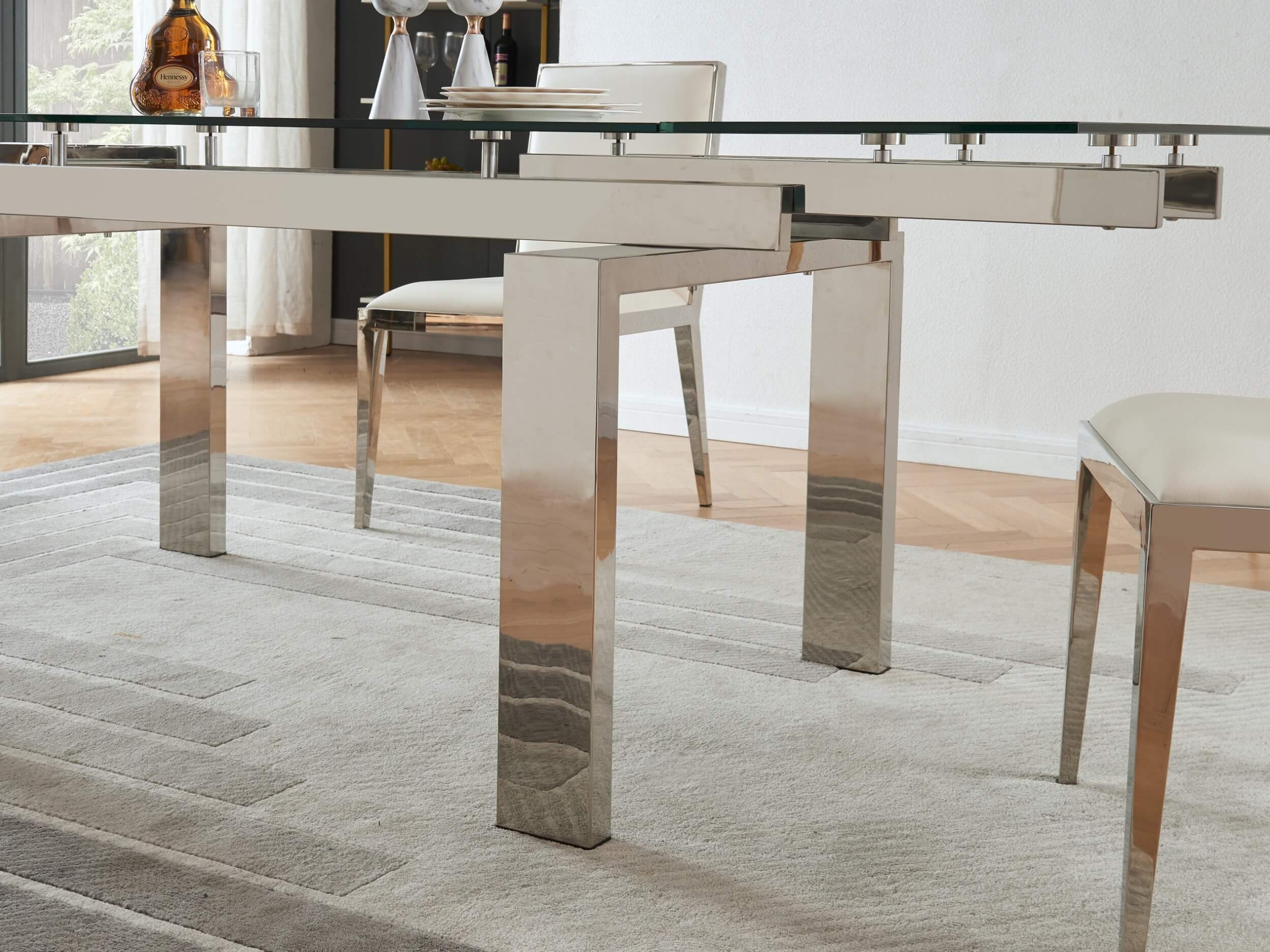 Moda Tempered Glass Extendable Dining Table