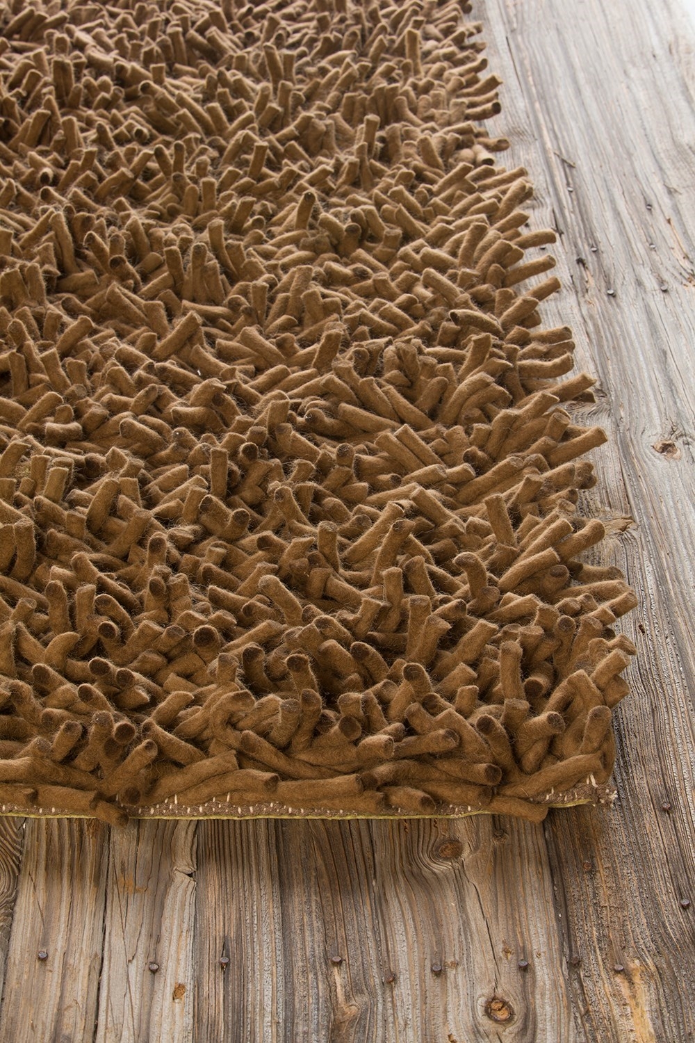 Montaro Wool Rectangular Handmade Rug, 9' x 13'