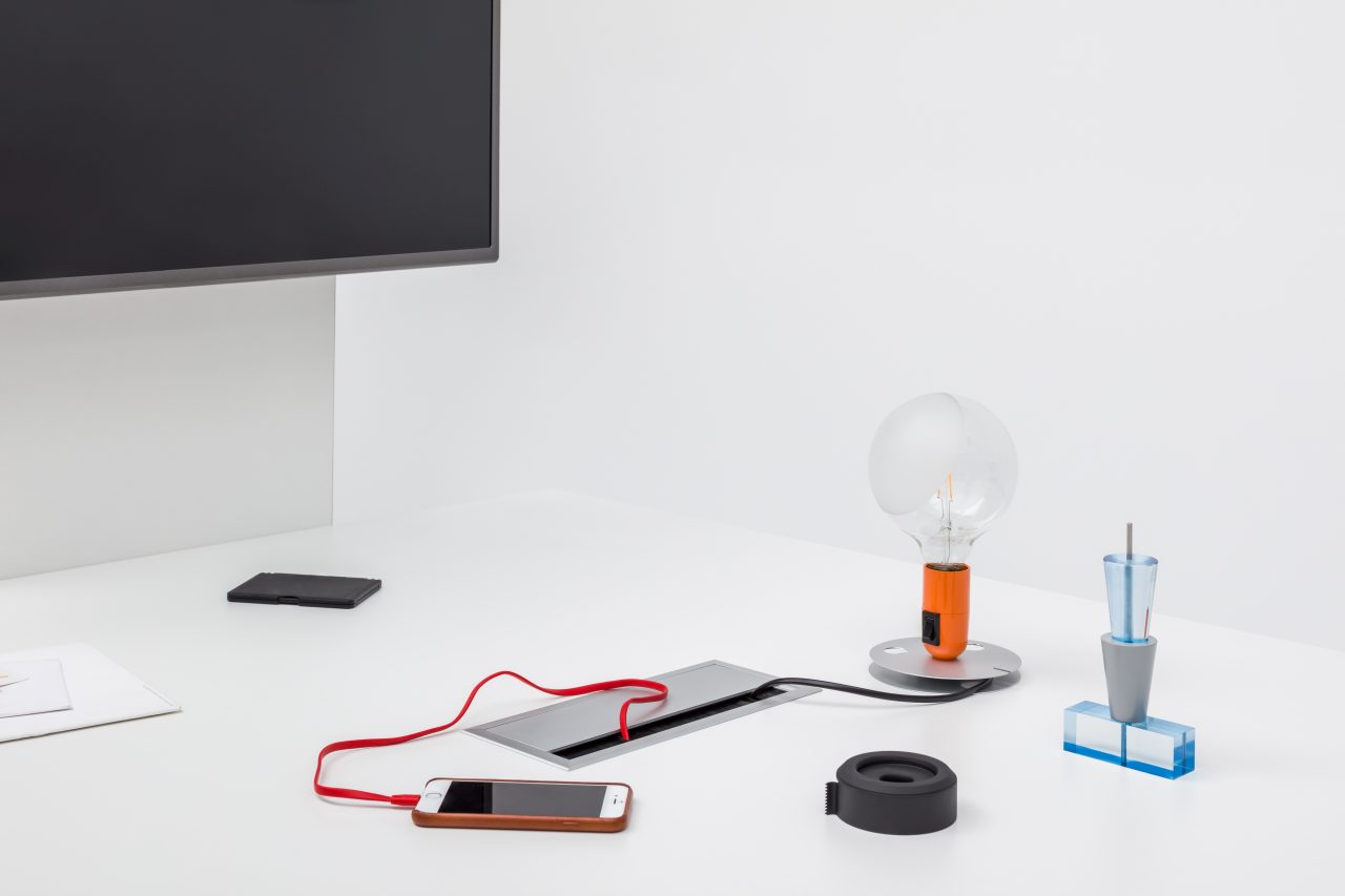 Ogi V Office Multimedia Station