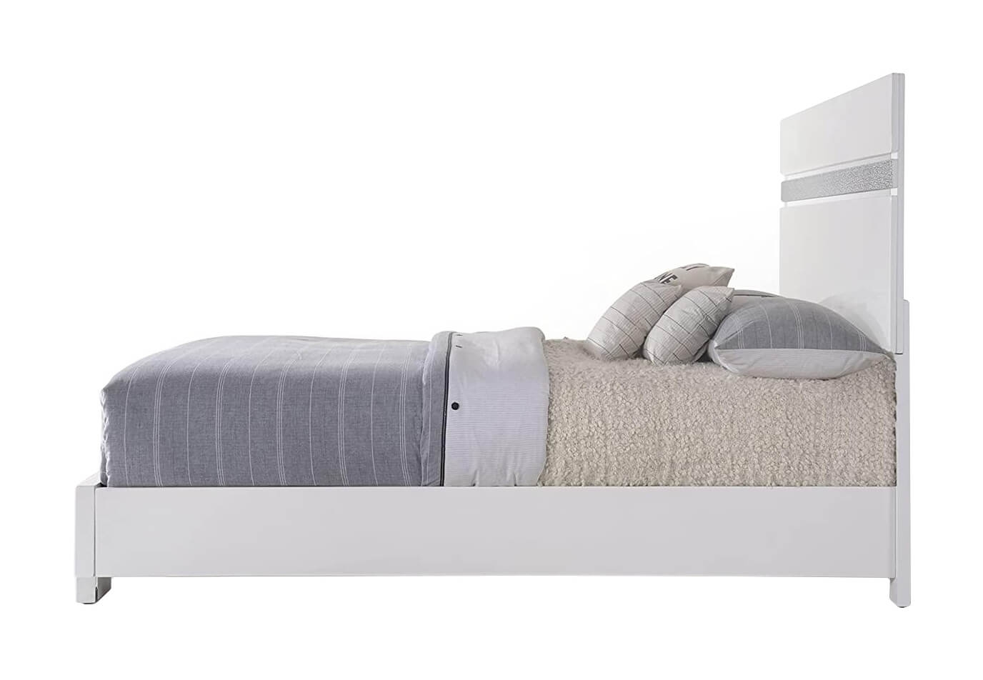 Naima II Wood/Wood Veneer Panel Bedroom Set