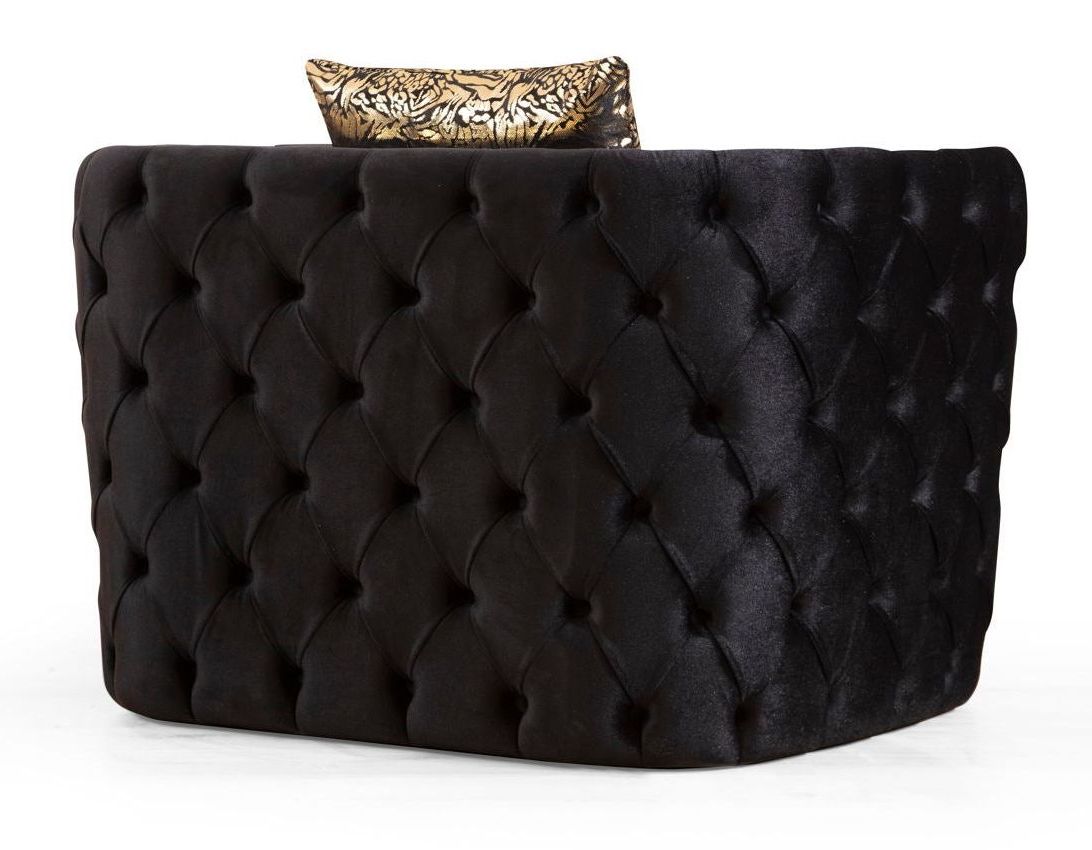 Naomi Tufted Velvet Chair