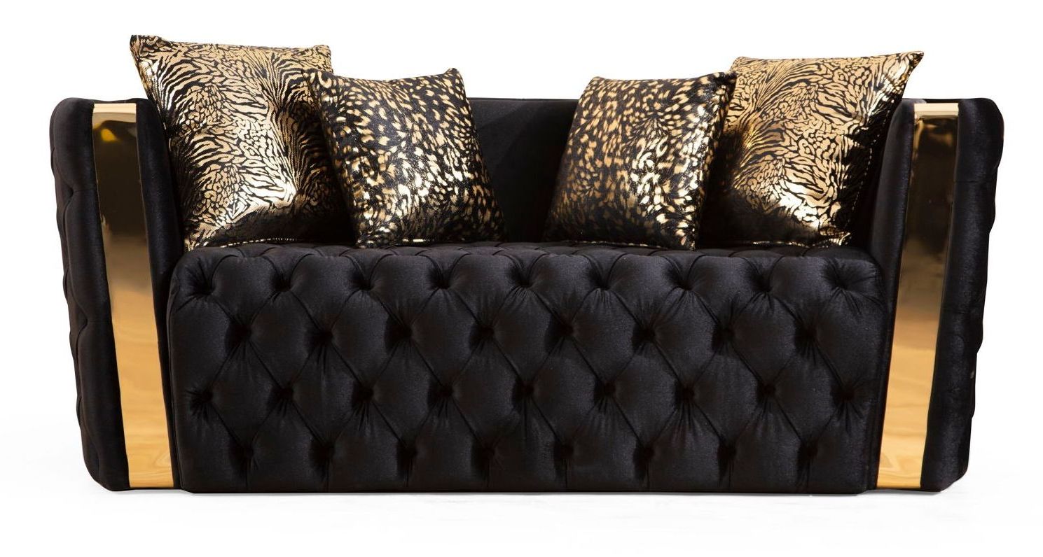 Naomi Tufted Velvet Loveseat