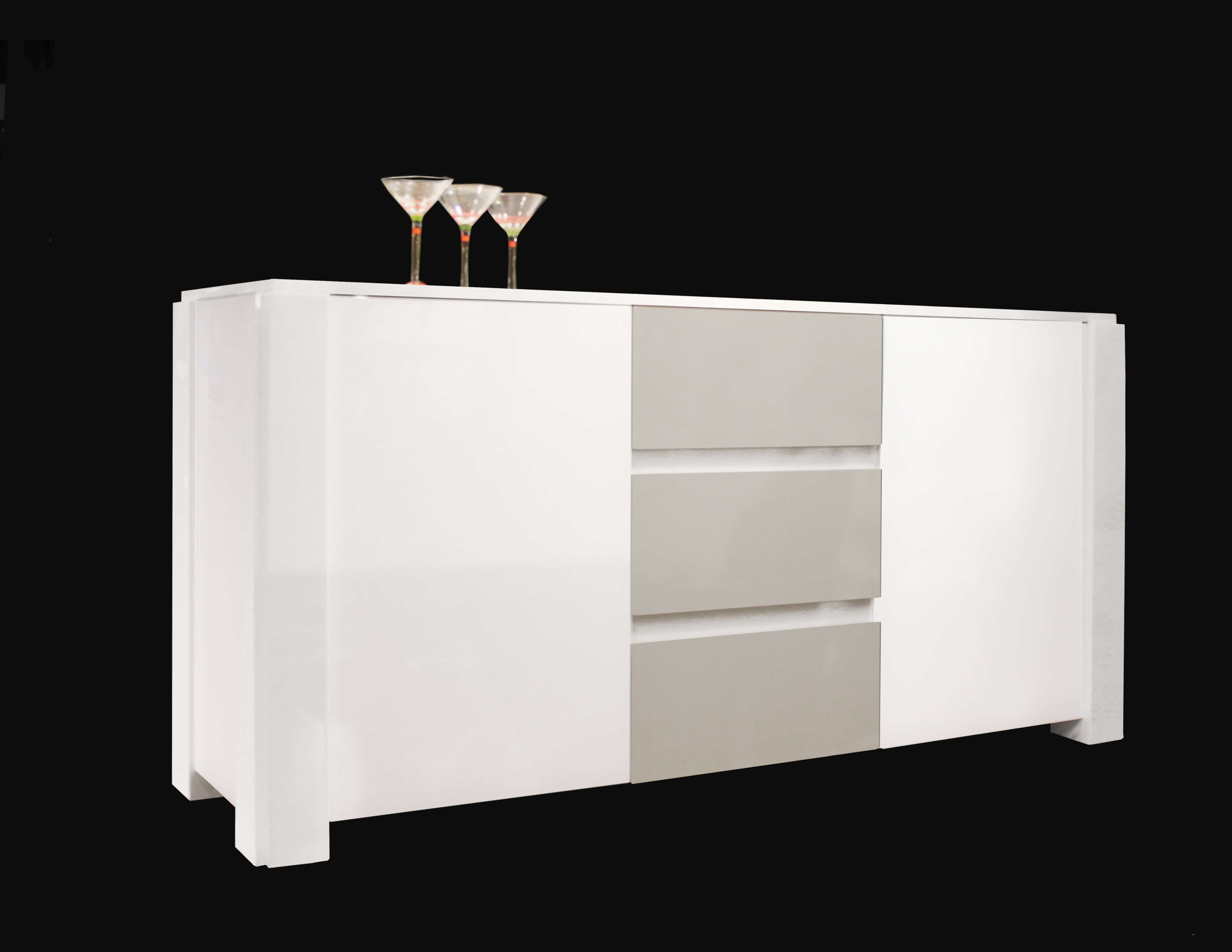 Natalia Lacquer/Leather Dining Room Set by Sharelle Furnishings