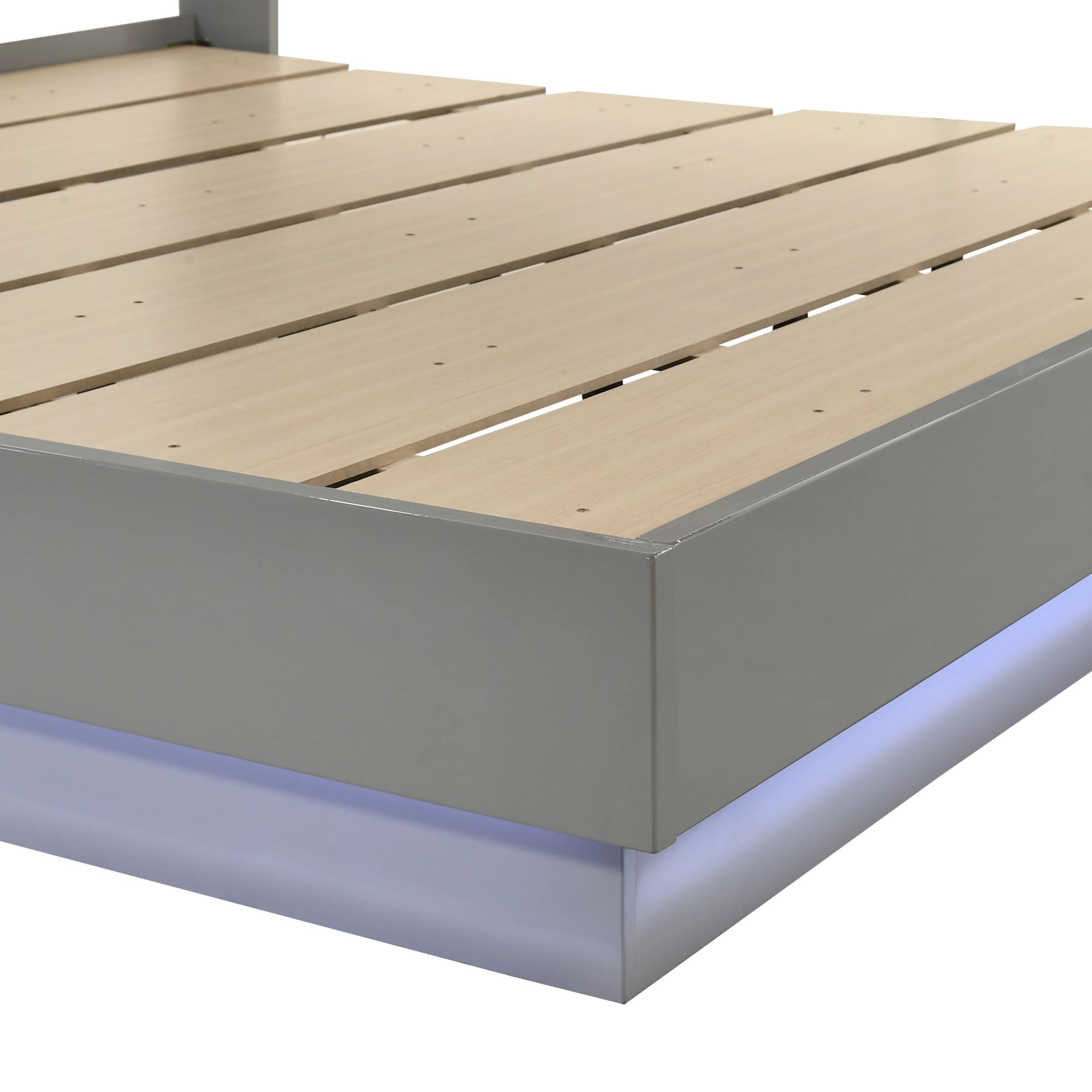 SM Paradox Gloss Laminate Platform Bed w/LED Light