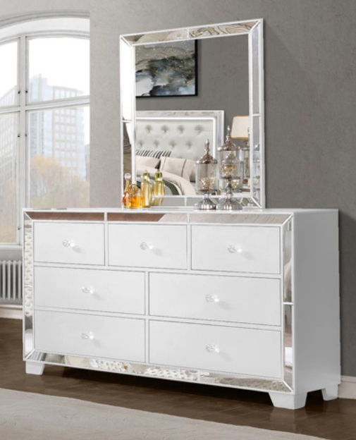 SM Nella Wood Dresser w/7 Drawers