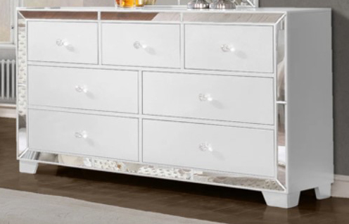 SM Nella Wood/Fabric Bedroom Set