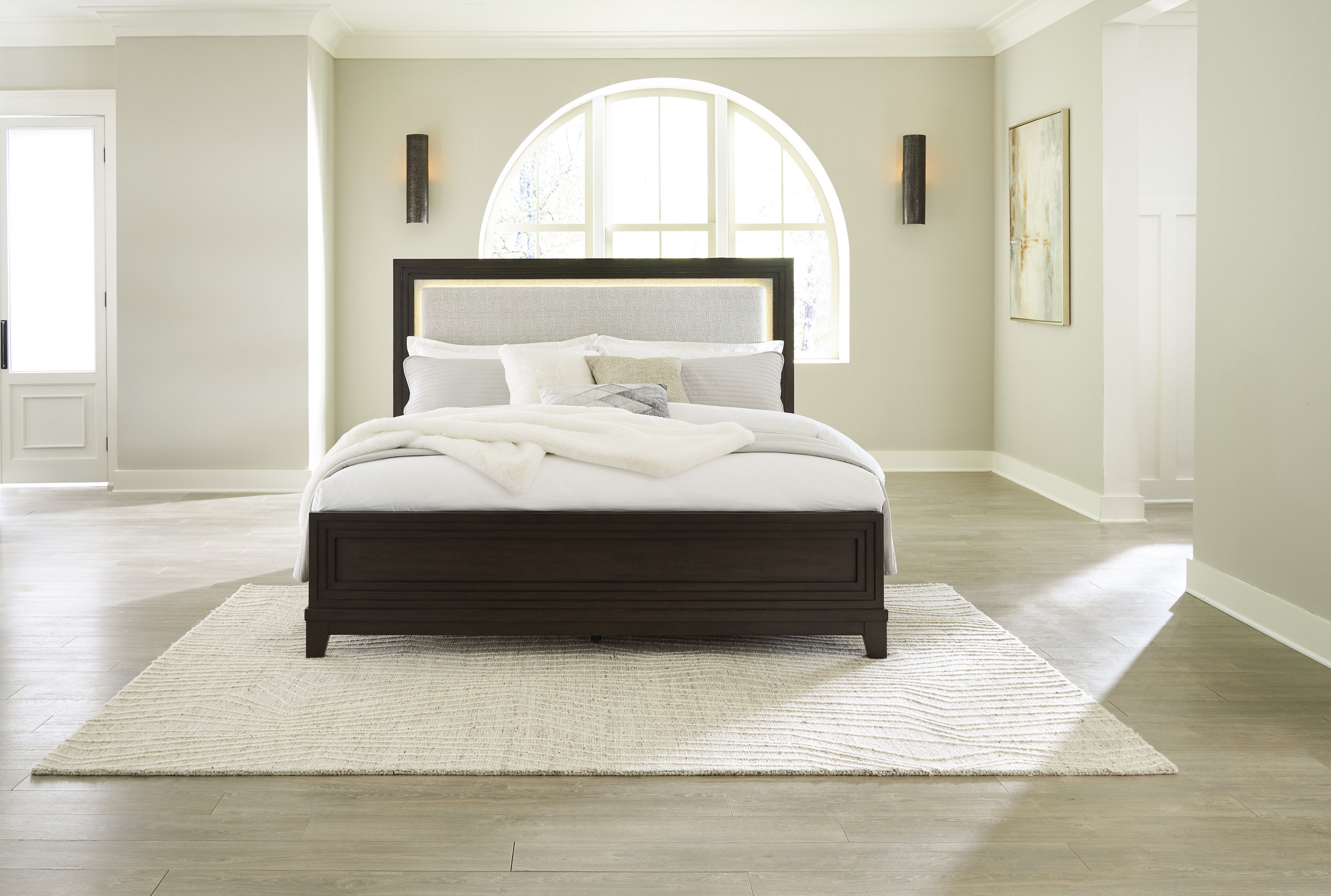 Neymorton Polyester/Wood Panel Bed, King Size