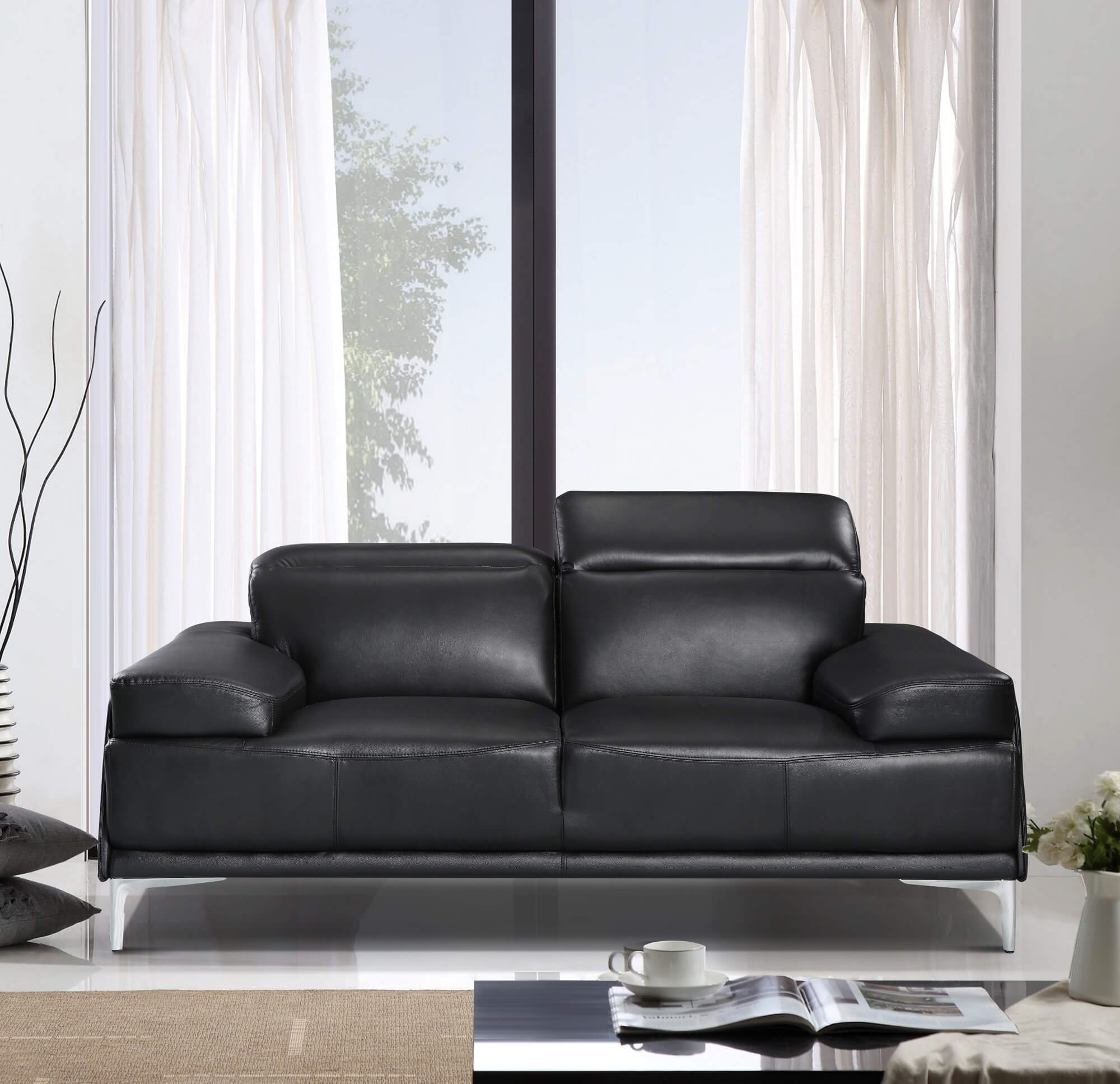 Nicolo Leather Living Room Set