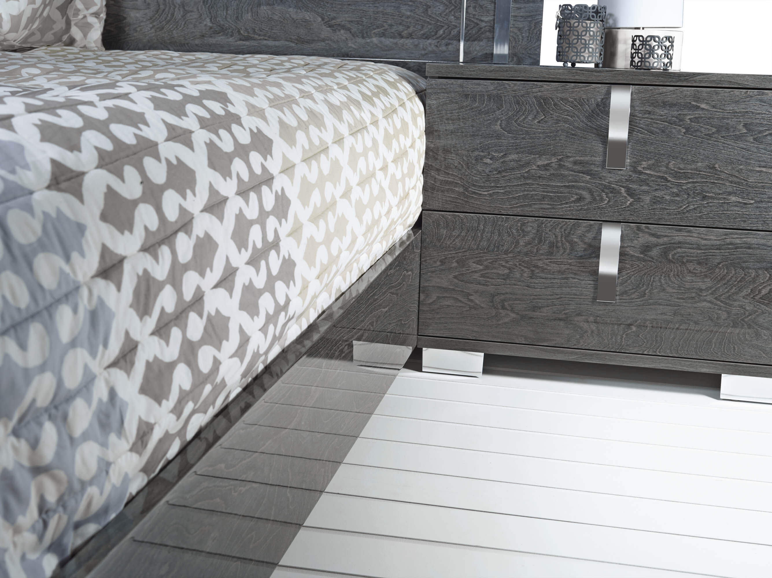 Noble Nightstand