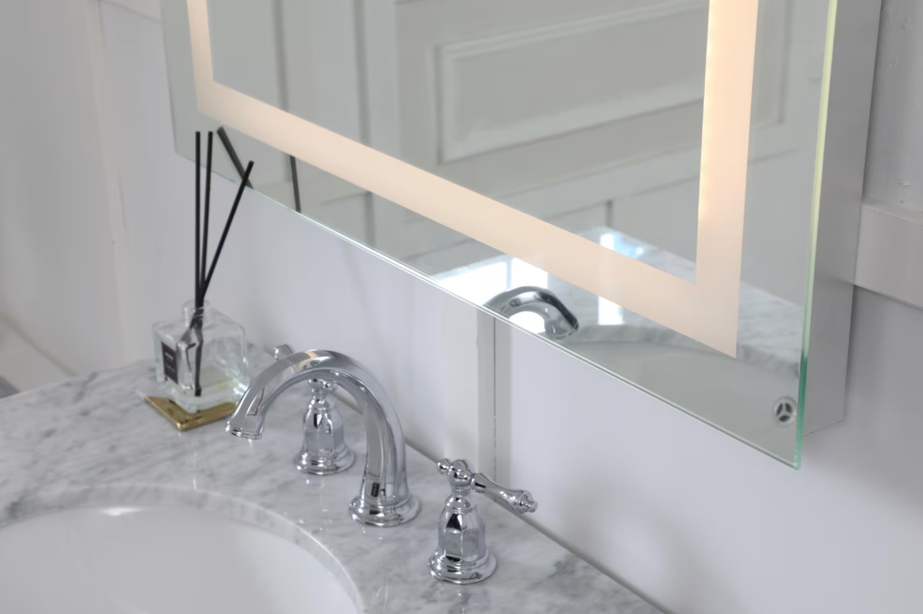 Nova LED Hardwired 24" x 30" Rectangle Dimmable Mirror