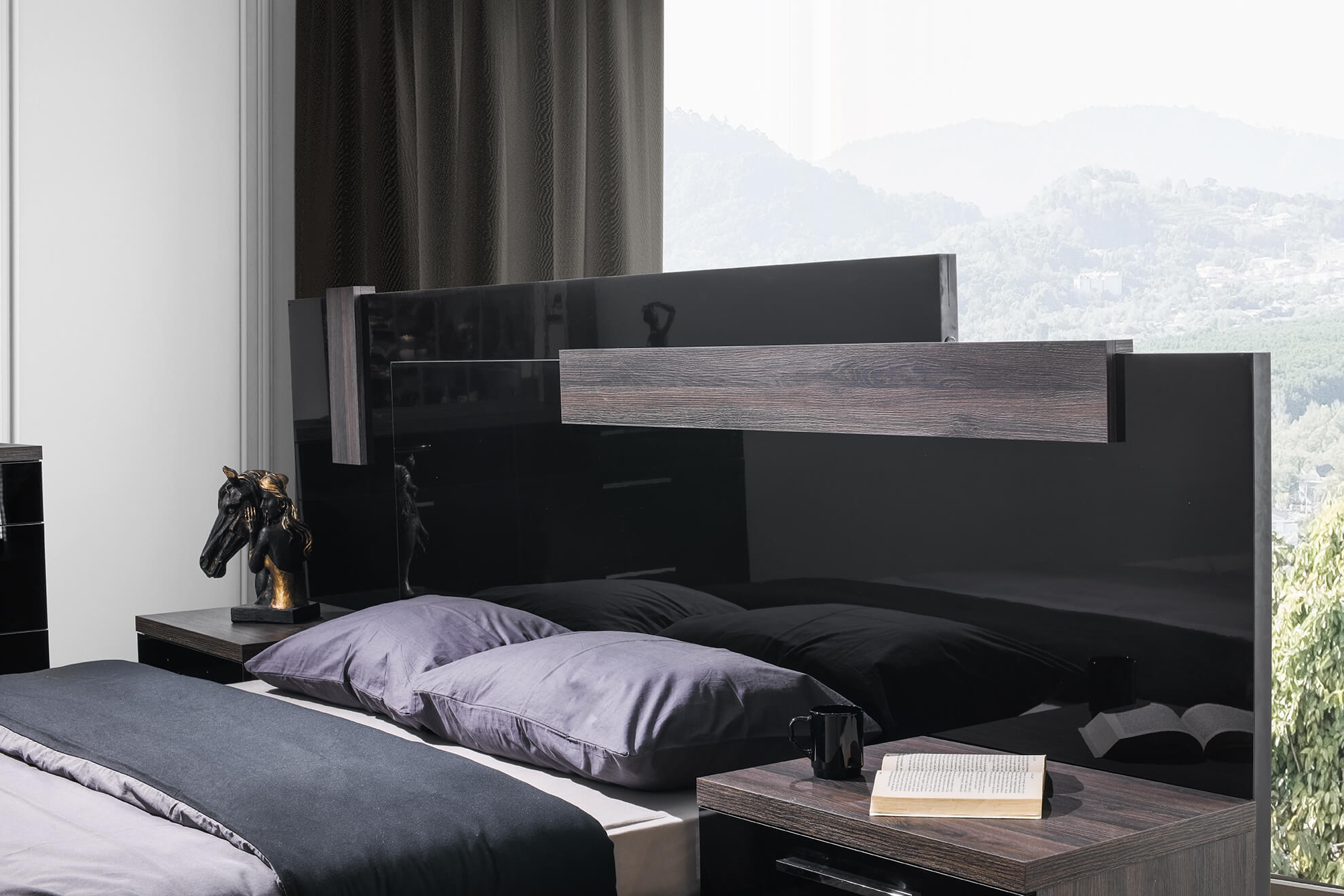 Napoli Wood LED Platform King Size Bed