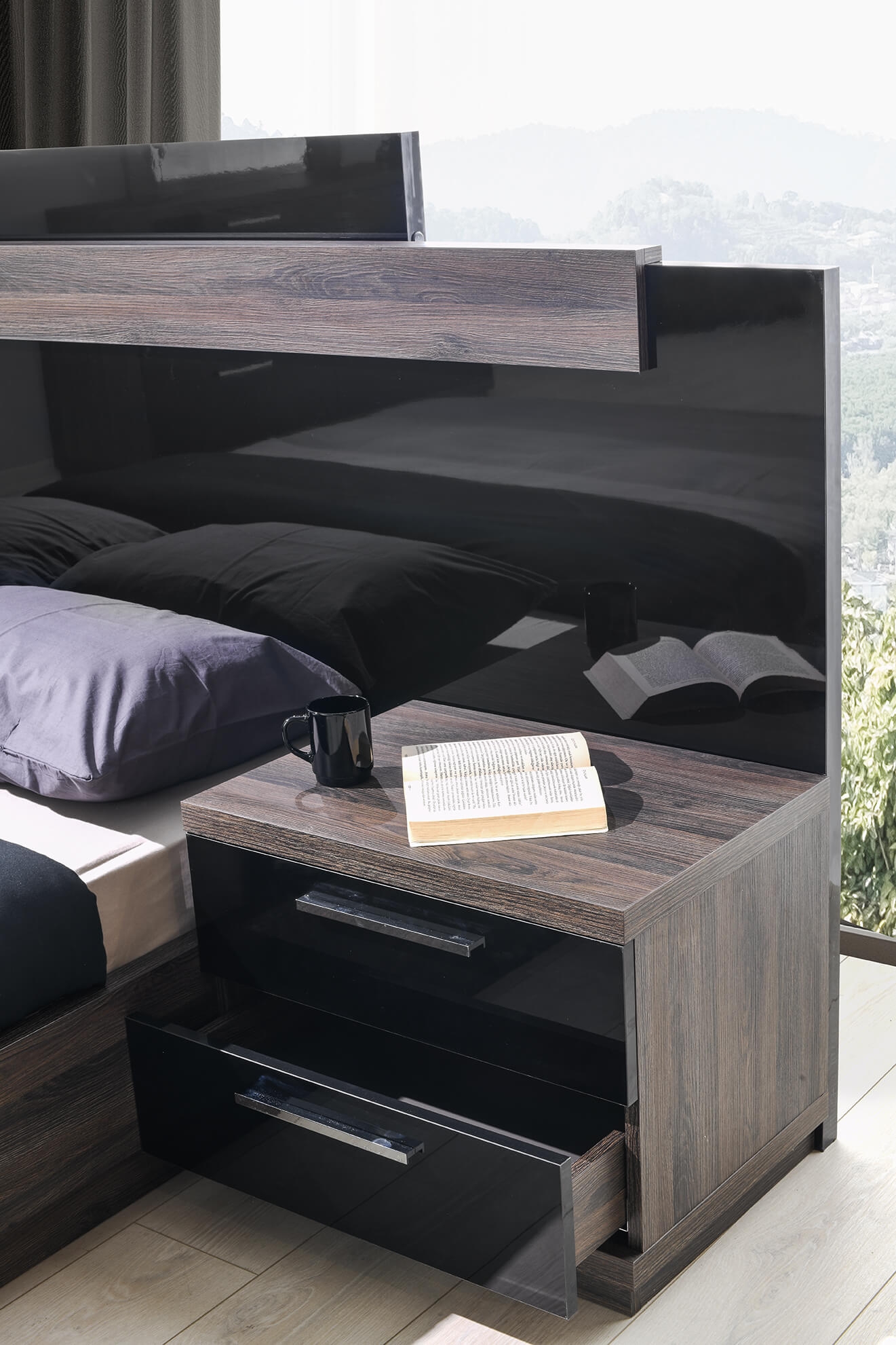 Napoli Wood LED Platform Bedroom Set