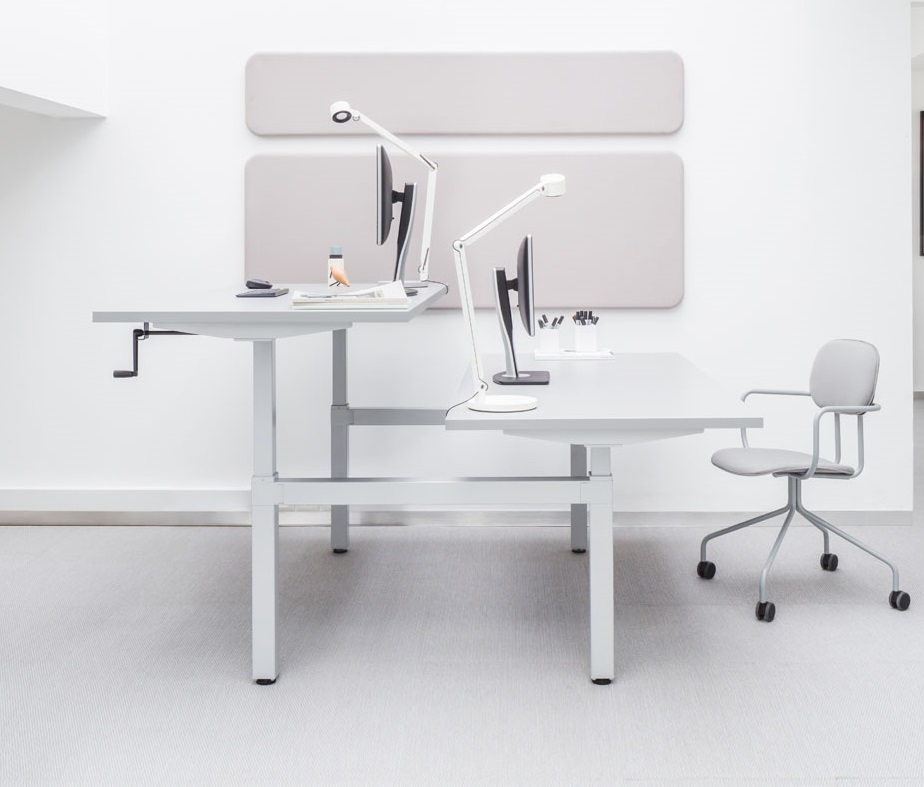 Ogi Drive desk manual height adjustment