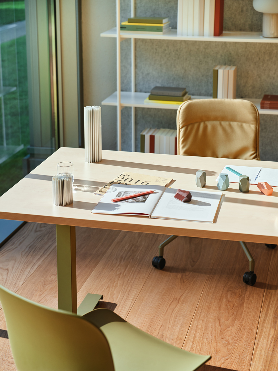 Ogi Drive Manual Height Adjustment Office Single Desk, W78.7" x D31.4"