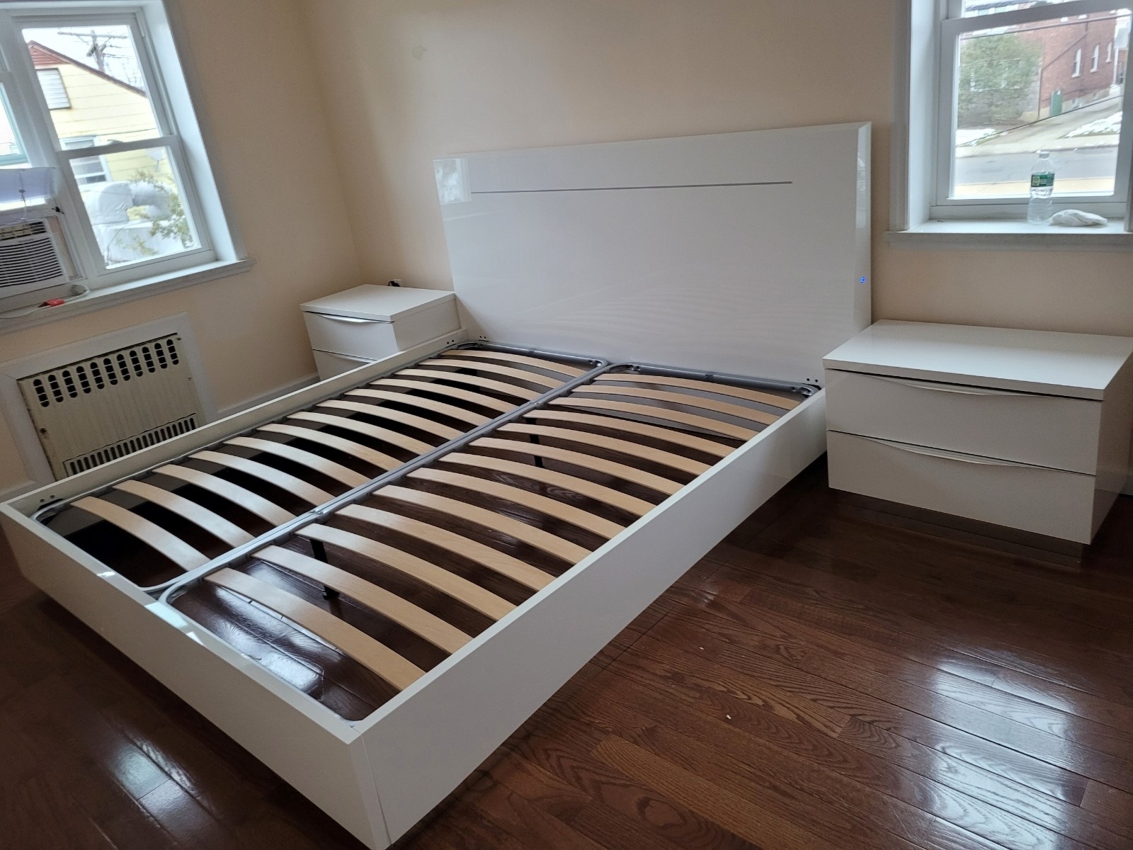 Onda Legno Wood Bed Frame