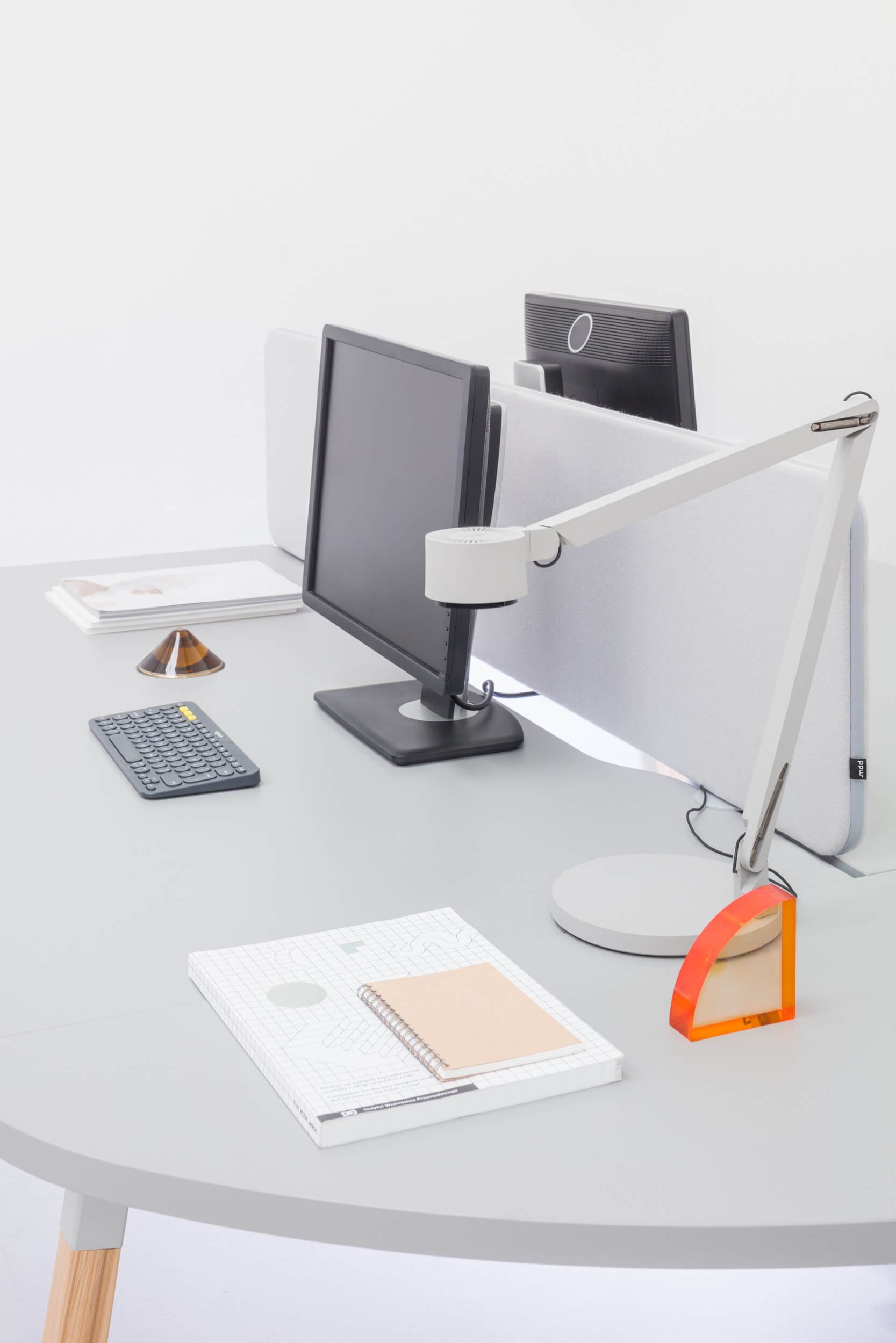 Twin Acoustic Fabric Screen for Single & Bench Desks
