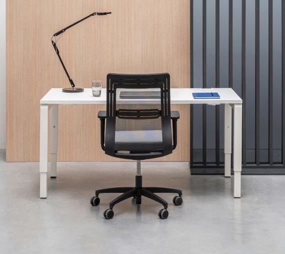 YAN_C 70" MFC Top Rectangular Office Desk w/Manual Height Adjustment