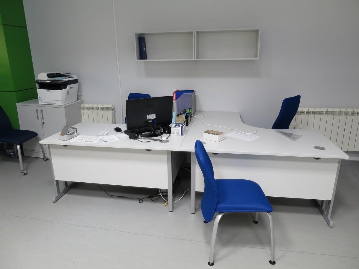 Optima C 55.1" Crescent Office Desk