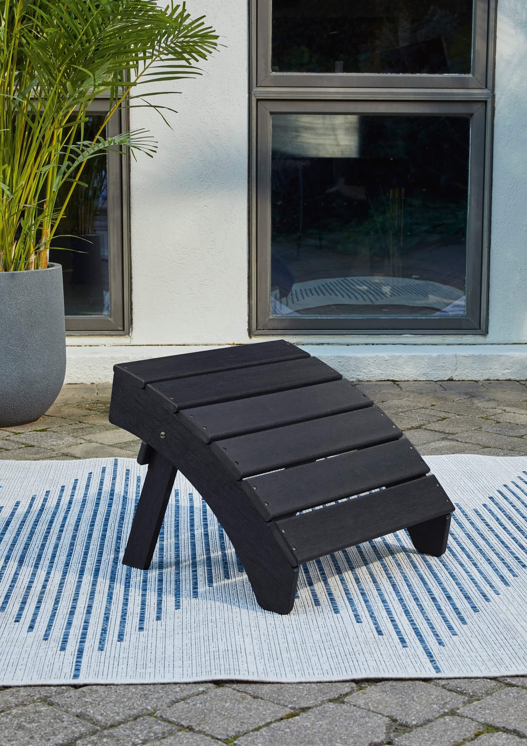 Sundown Treasure Outdoor High-Density Polyethylene Ottoman