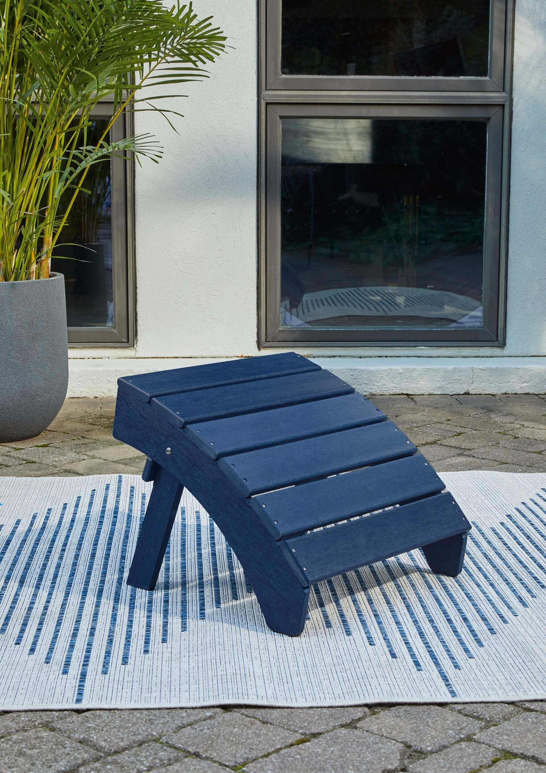 Sundown Treasure Outdoor High-Density Polyethylene Ottoman