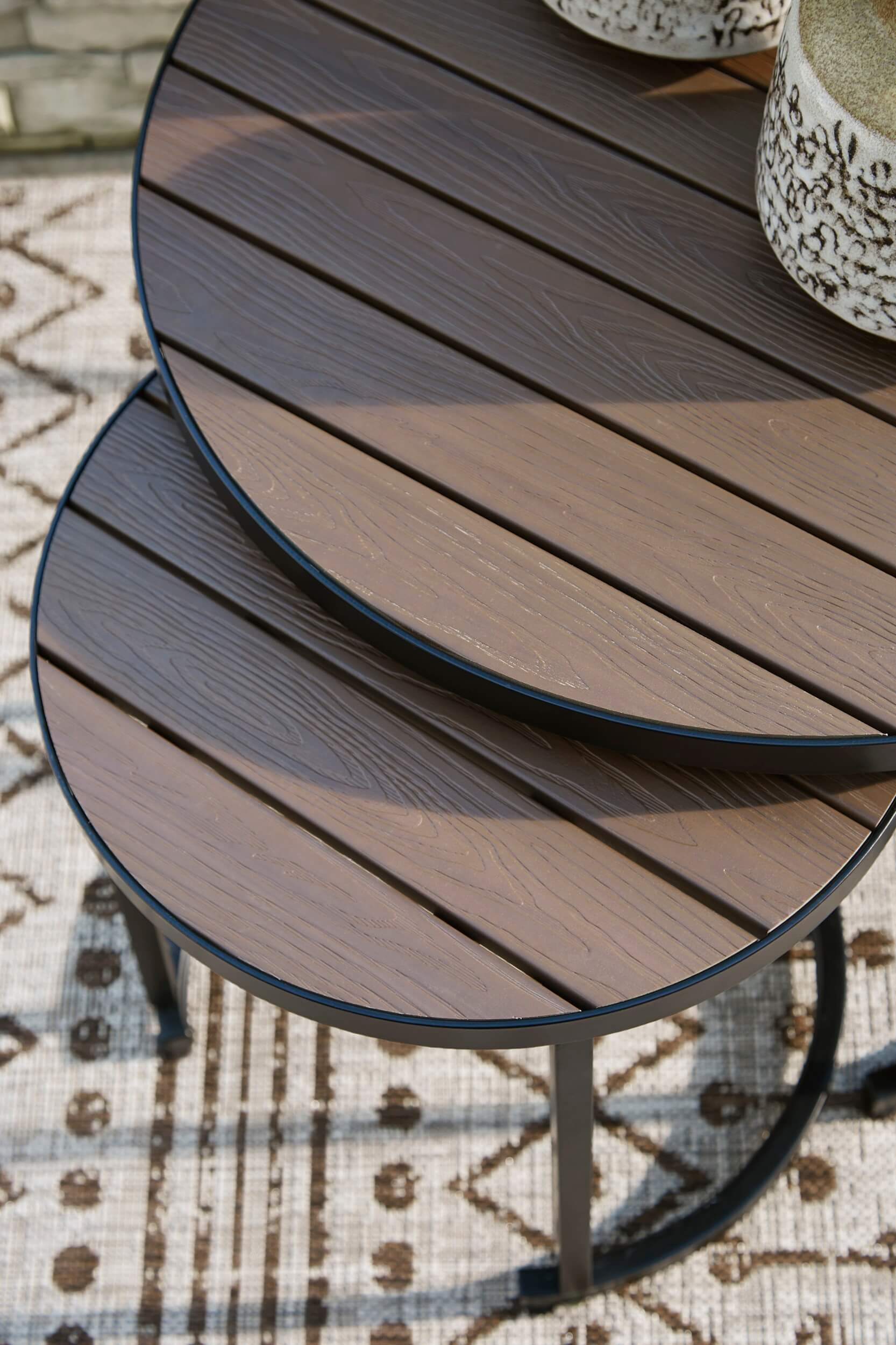 Ayla 2-Piece Outdoor Resin Nesting End Table