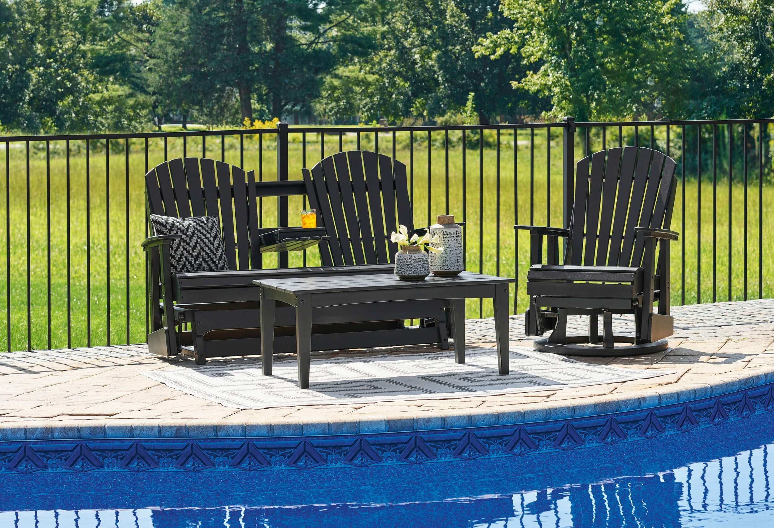 Hyland Wave Outdoor High-Density Polyethylene Patio Set