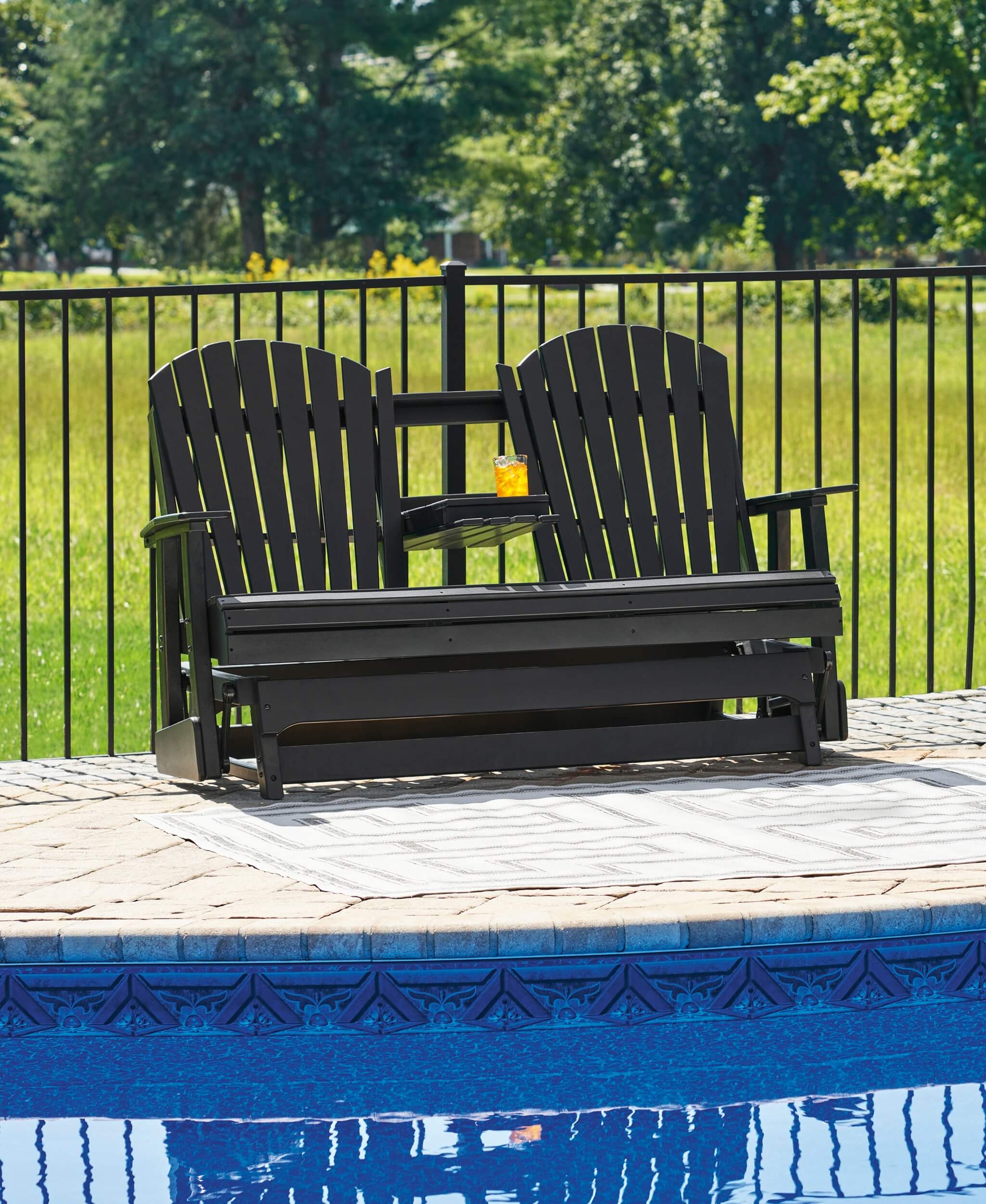 Hyland Wave Outdoor High-Density Polyethylene Patio Set