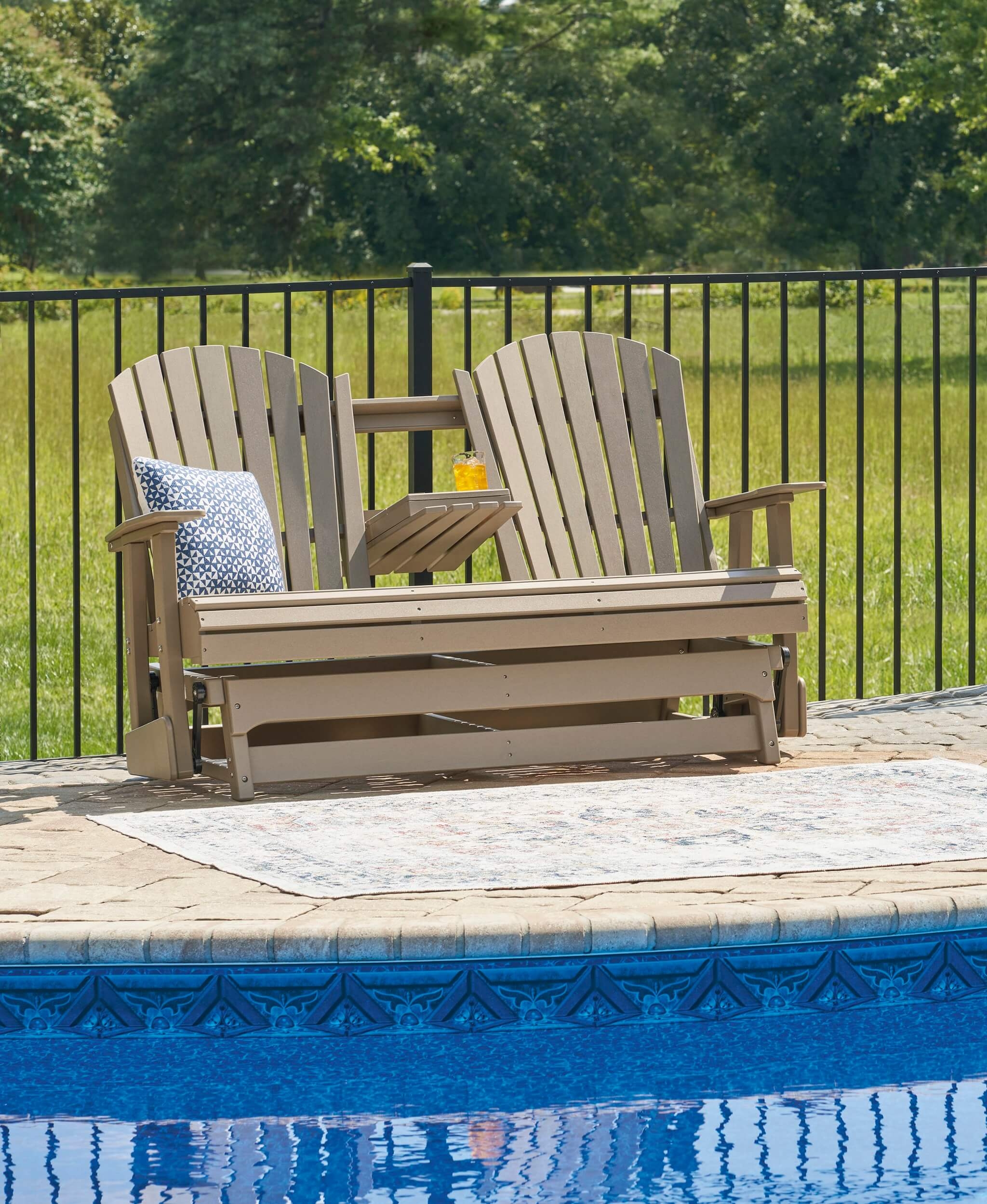 Hyland Wave Outdoor High-Density Polyethylene Patio Set