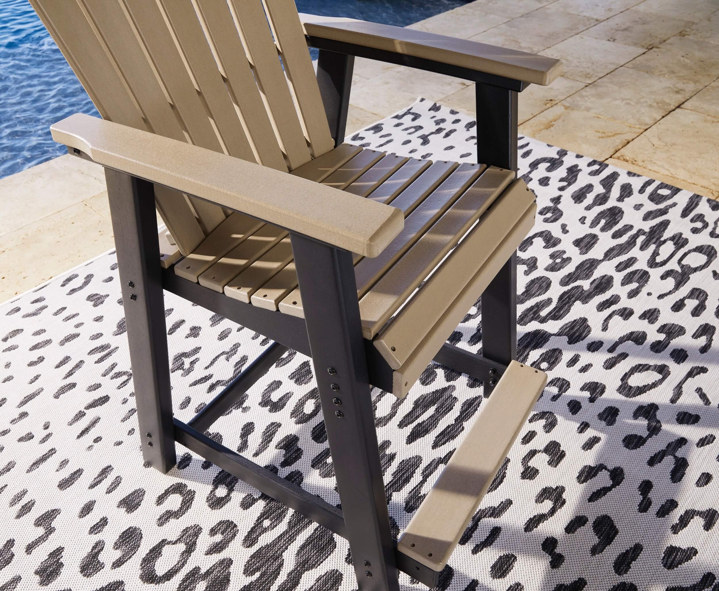 Fairen Trail Outdoor High-Density Polyethylene Counter Height Dining Set