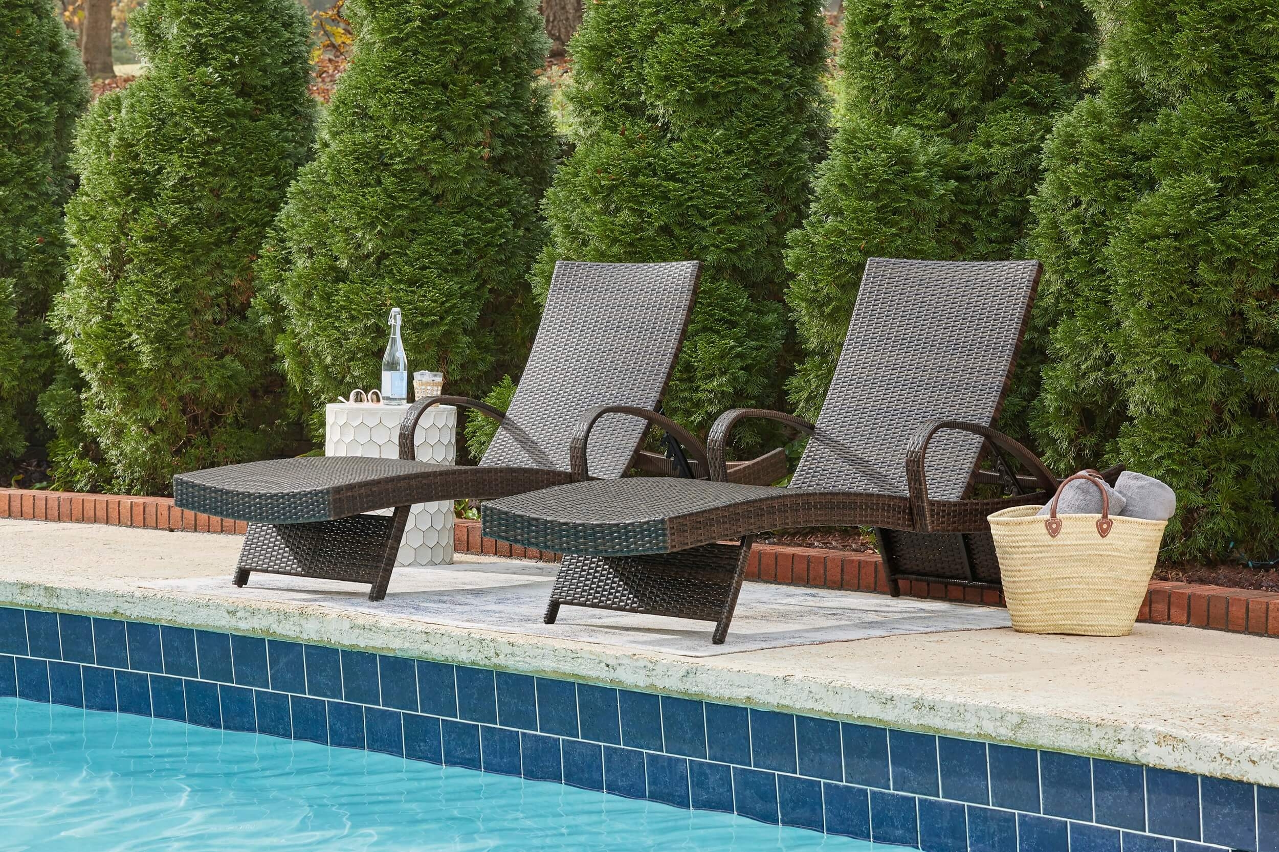 Kantana Outdoor Resin Wicker Chaise Lounge, Set of 2