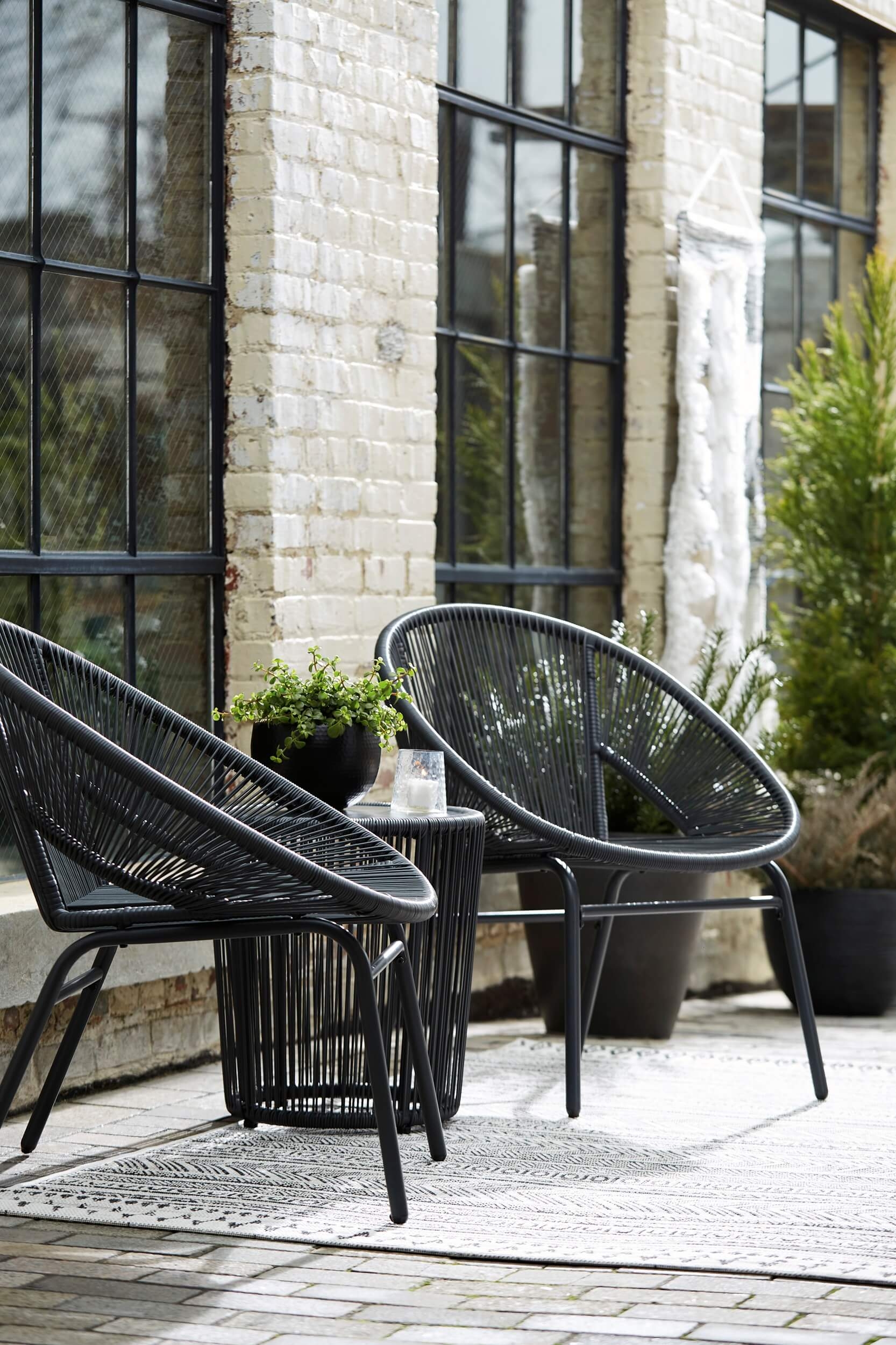 Mandarin Cape 3-Piece Outdoor Resin Wicker Dining Set