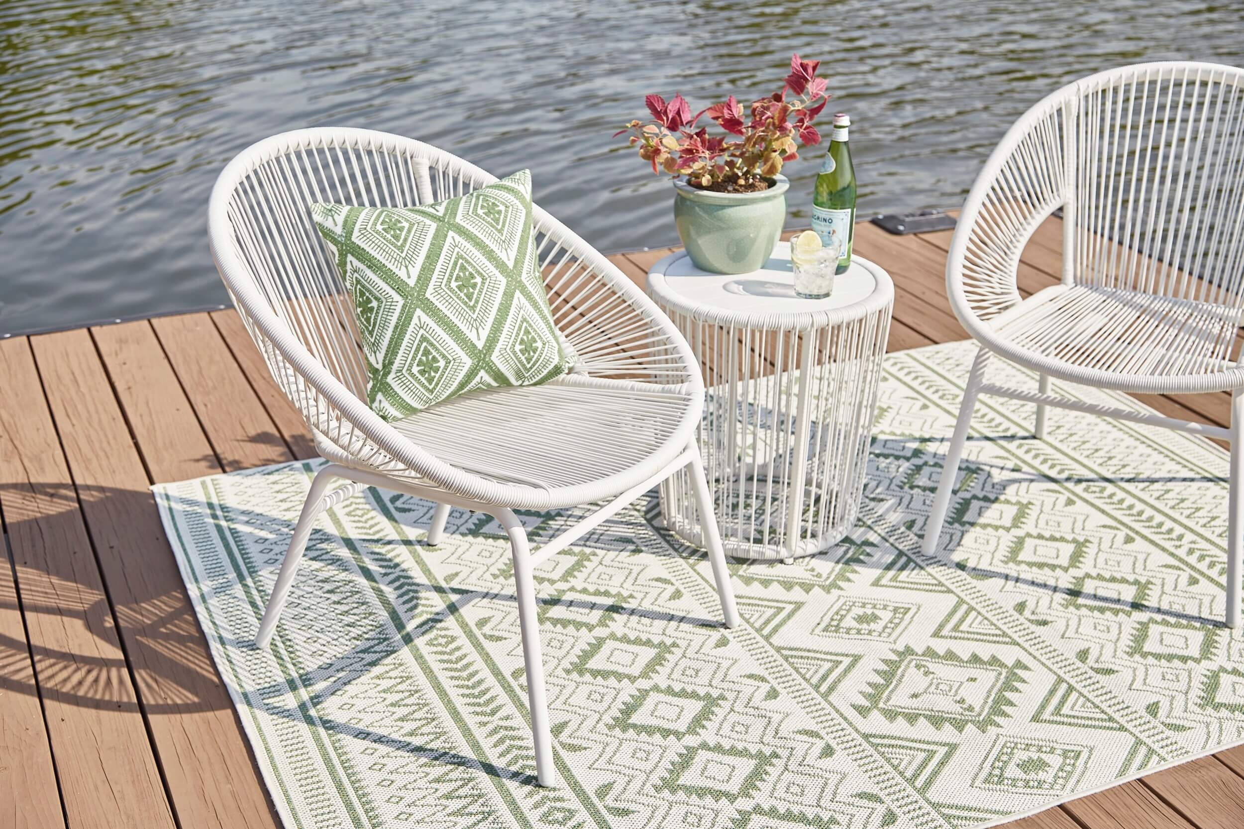 Mandarin Cape 3-Piece Outdoor Resin Wicker Dining Set