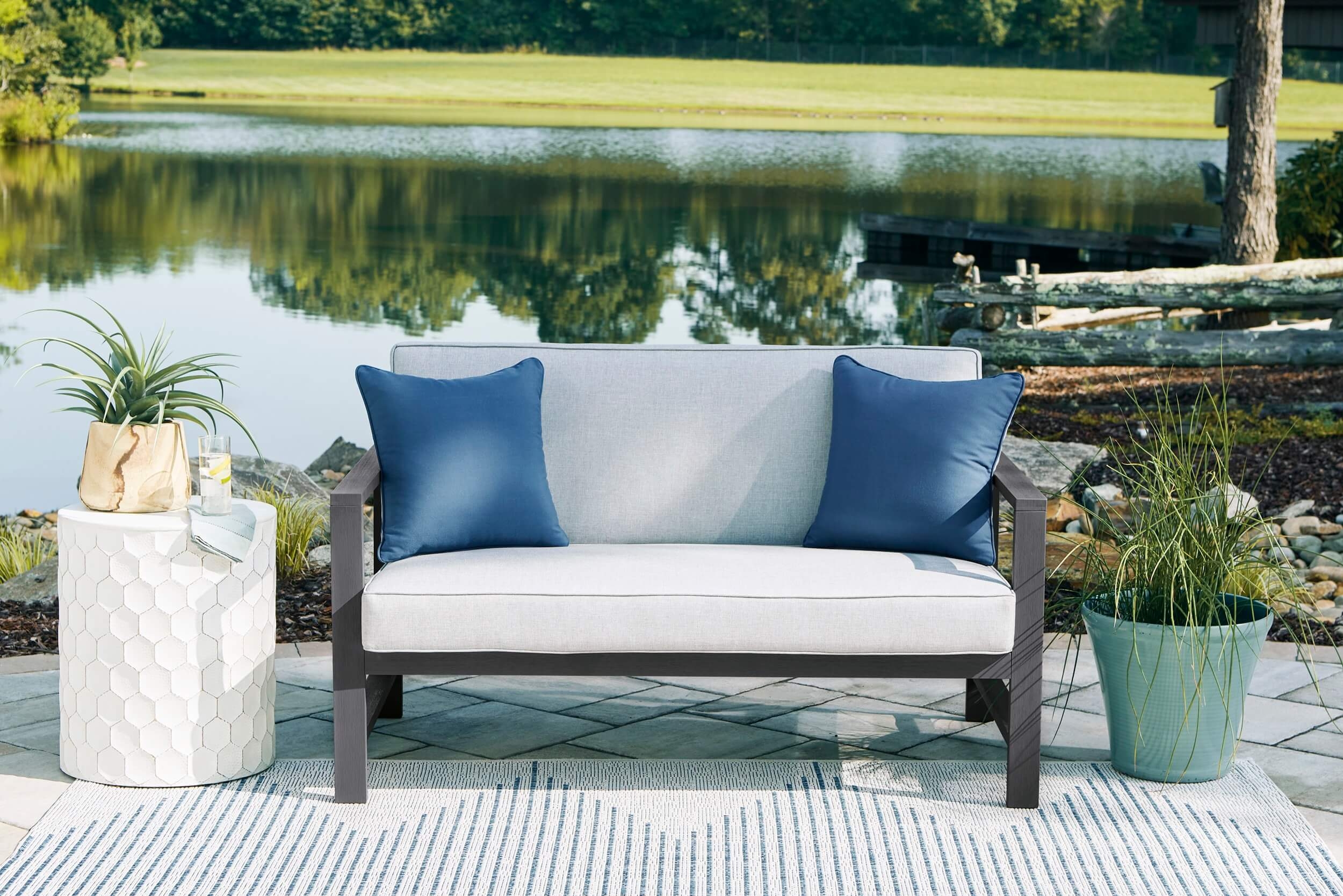 Fynnegan Outdoor Nuvella Fabric/Eucalyptus Wood Loveseat w/Table