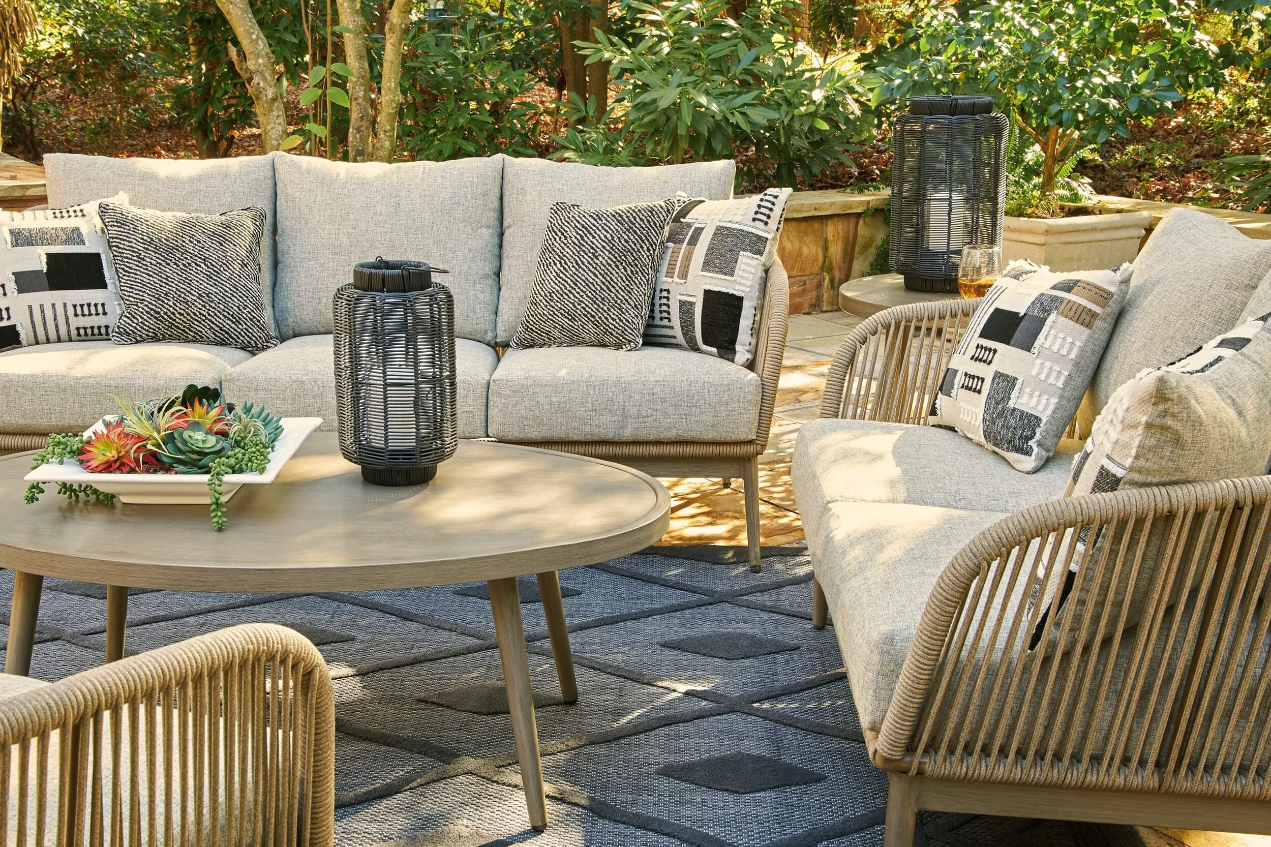 Swiss Valley Outdoor Nuvella Fabric/Handwoven Polyester Rope Set
